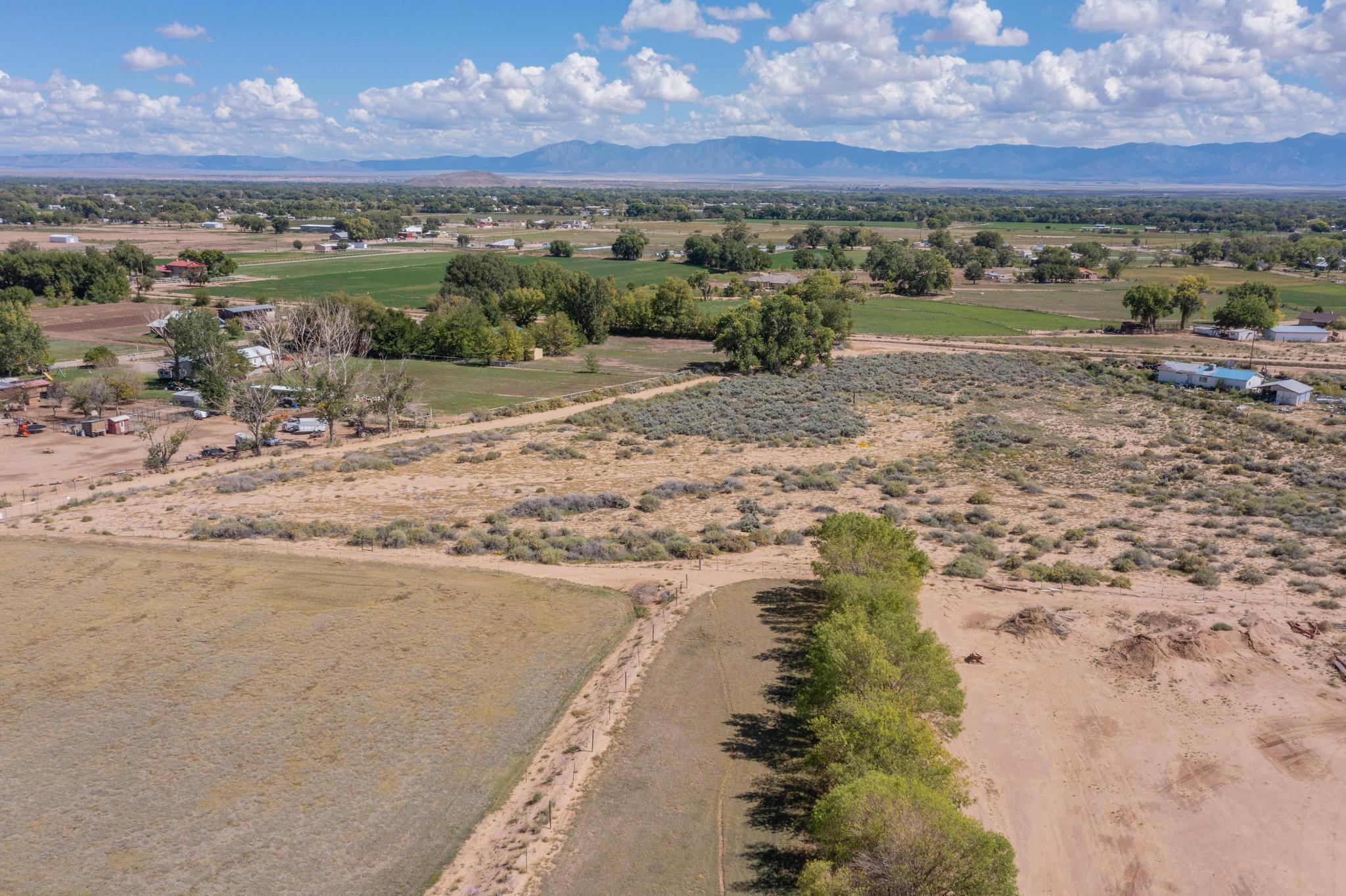 Photo 11 — 00064 La Ladera Estates-vacant land Road