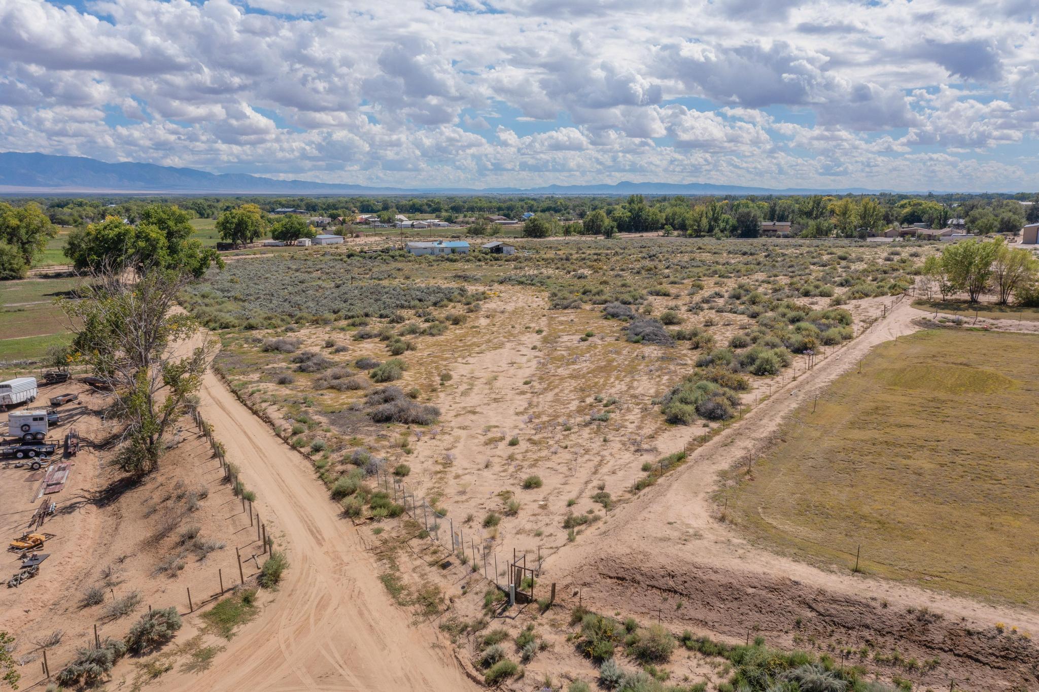 Photo 13 — 00064 La Ladera Estates-vacant land Road