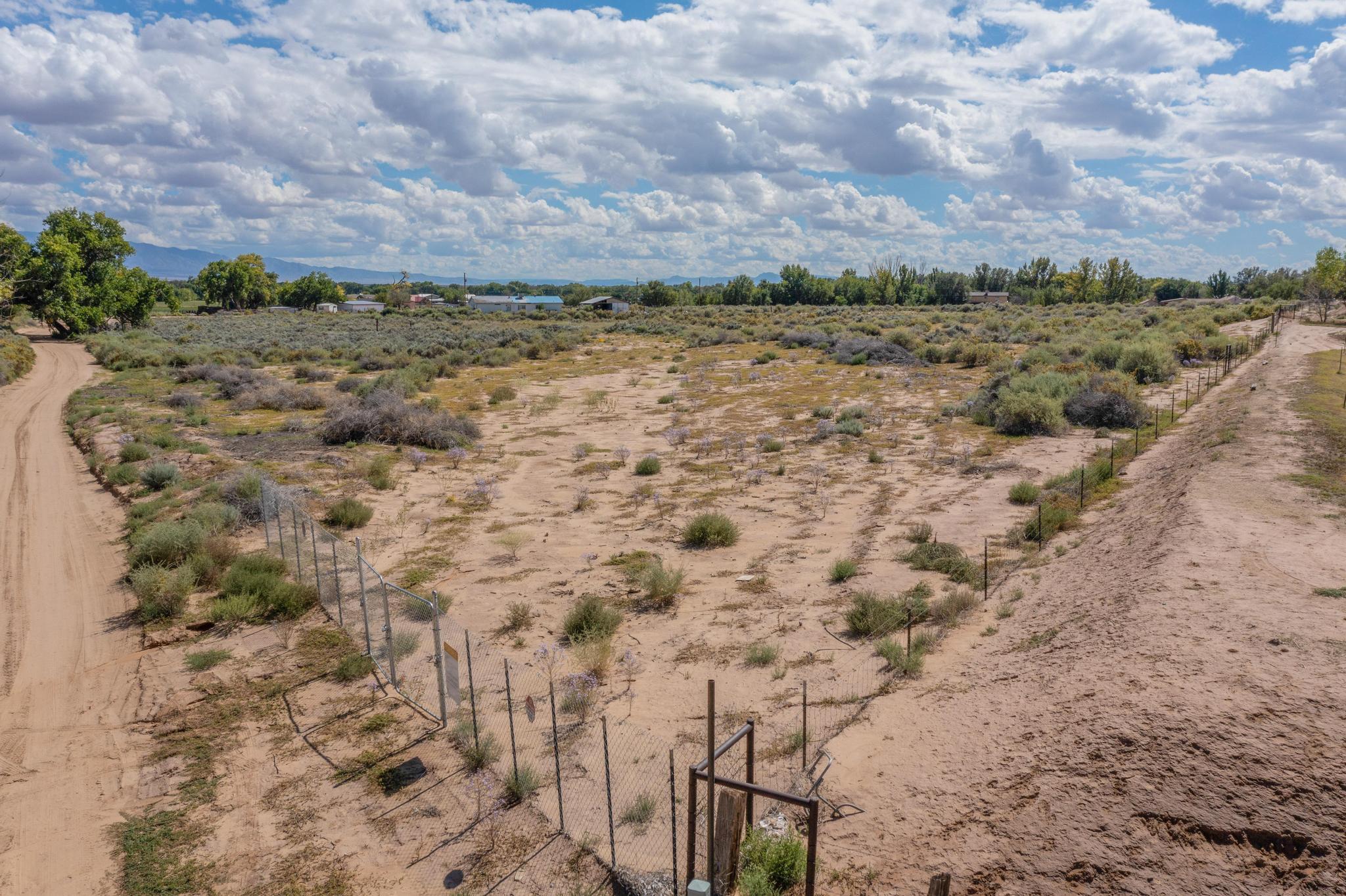 Photo 3 — 00070 La Ladera Estates-vacant land