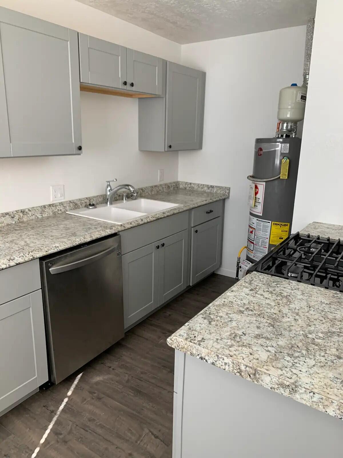 Photo 16 — 612 N 3rd Street