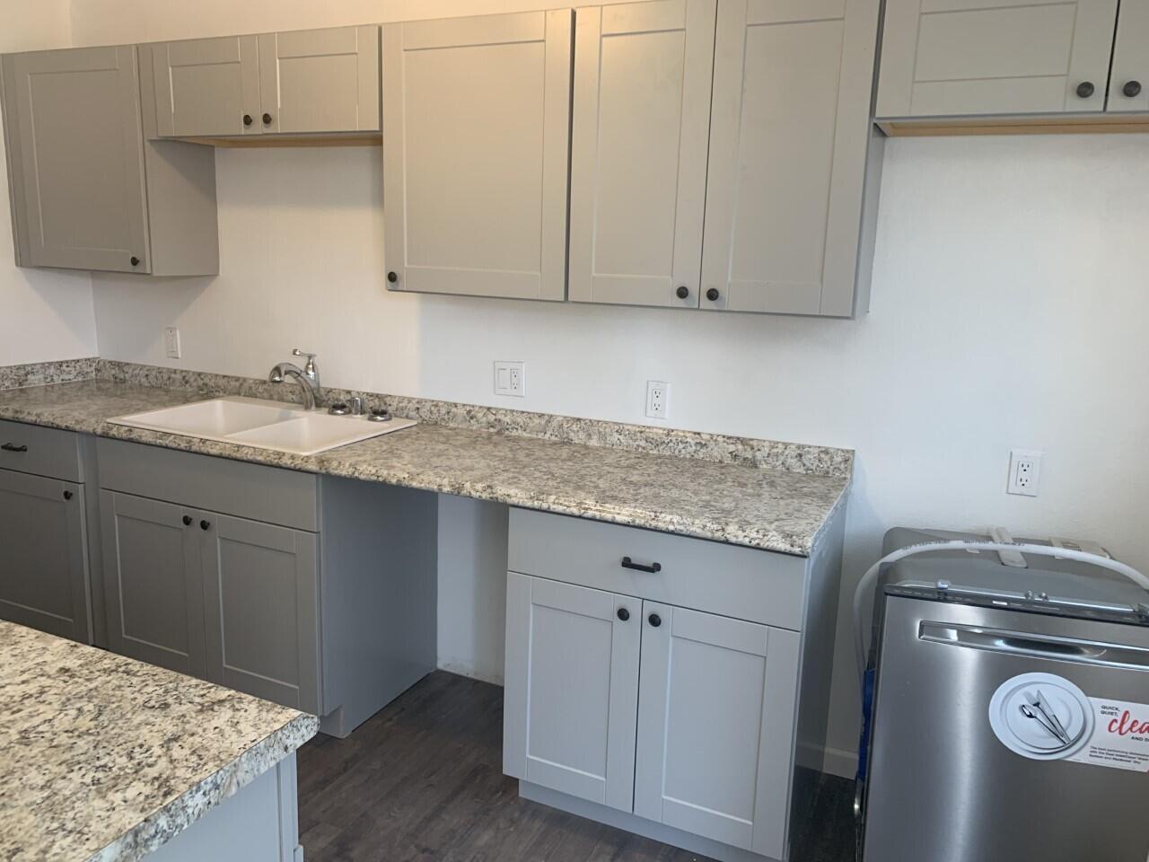 Photo 14 — 612 N 3rd Street