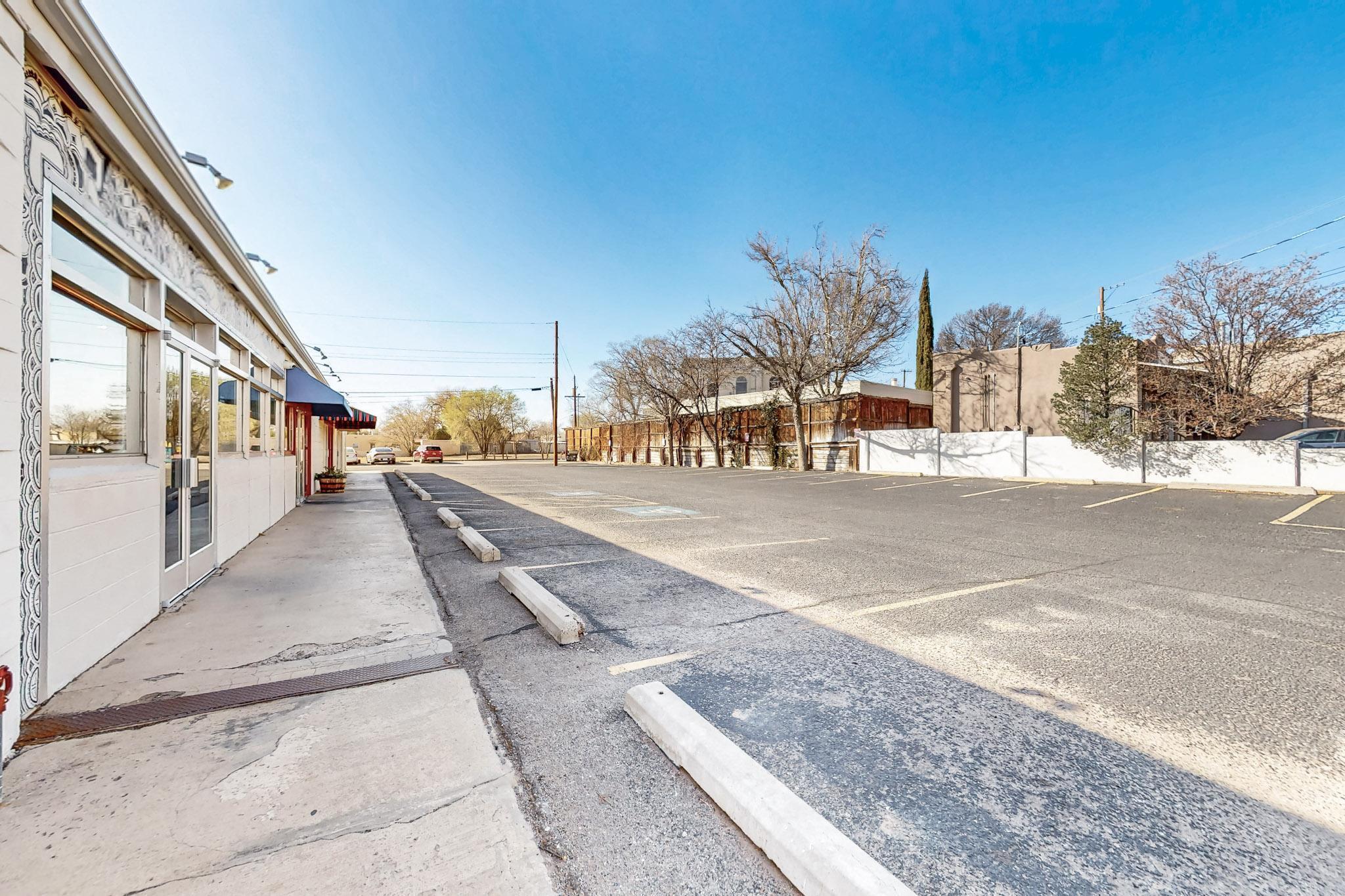 Photo 17 — 119 San Pasquale Avenue SW