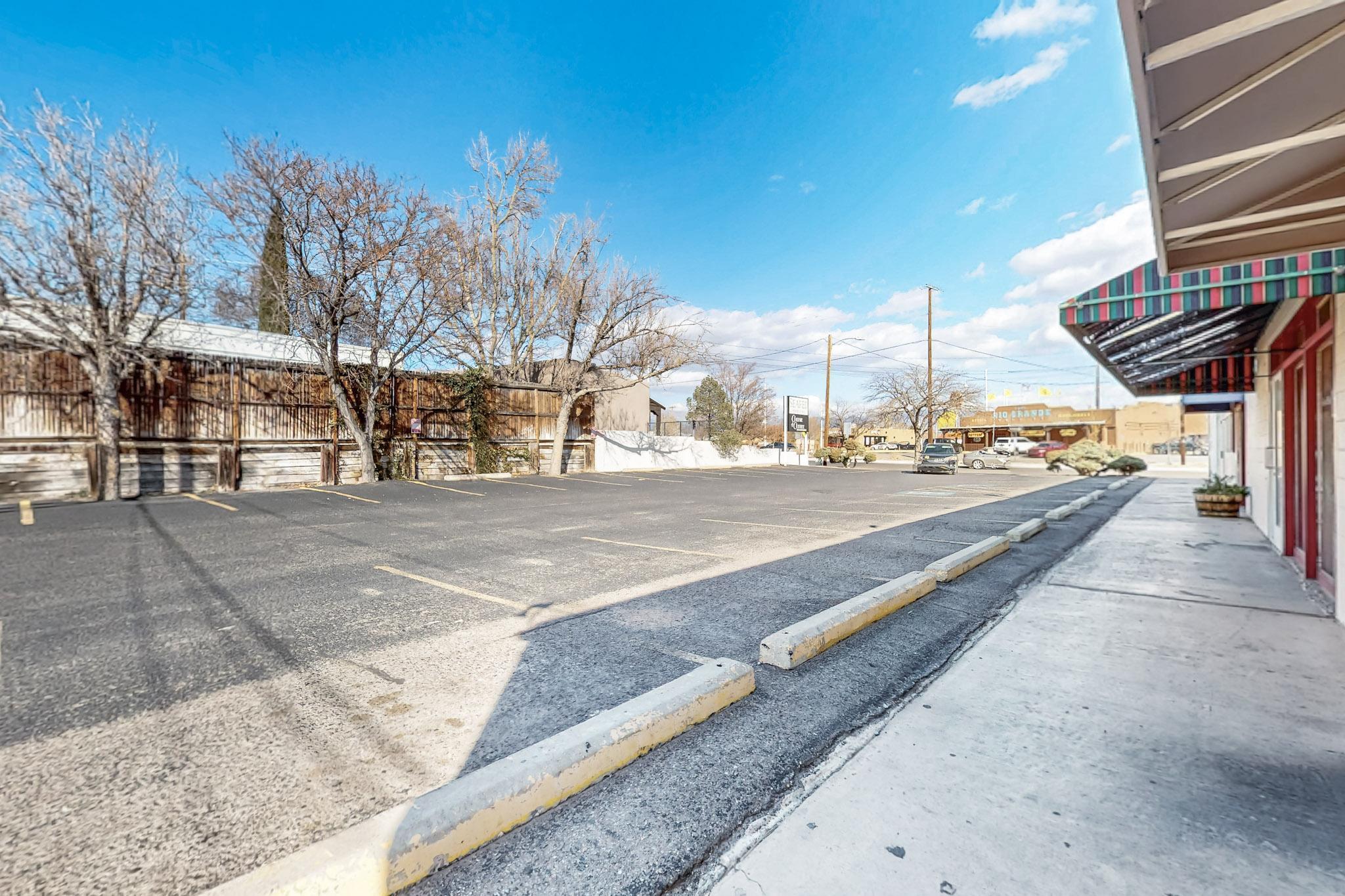 Photo 16 — 119 San Pasquale Avenue SW