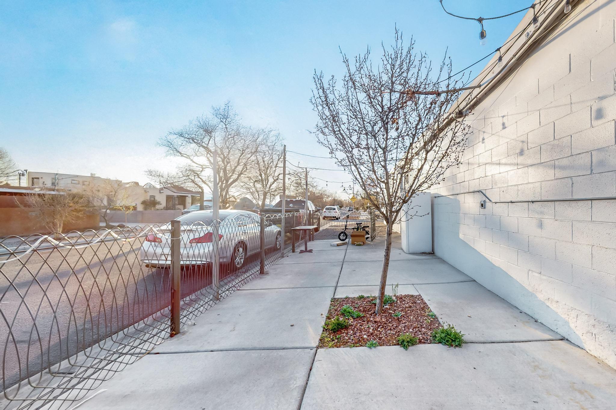 Photo 12 — 119 San Pasquale Avenue SW