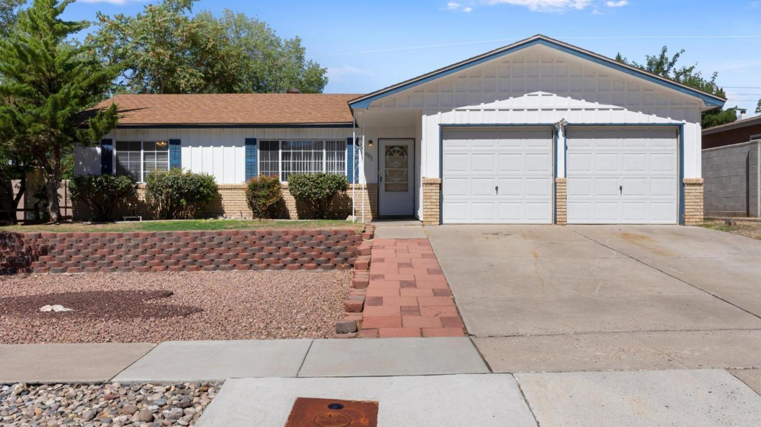 10217 Santa Paula Avenue NE, Albuquerque, NM 87111