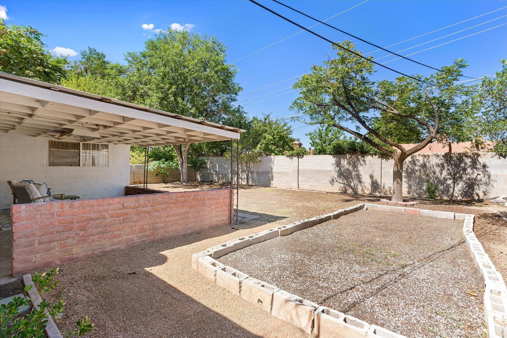 Photo 3 — 10217 Santa Paula Avenue NE