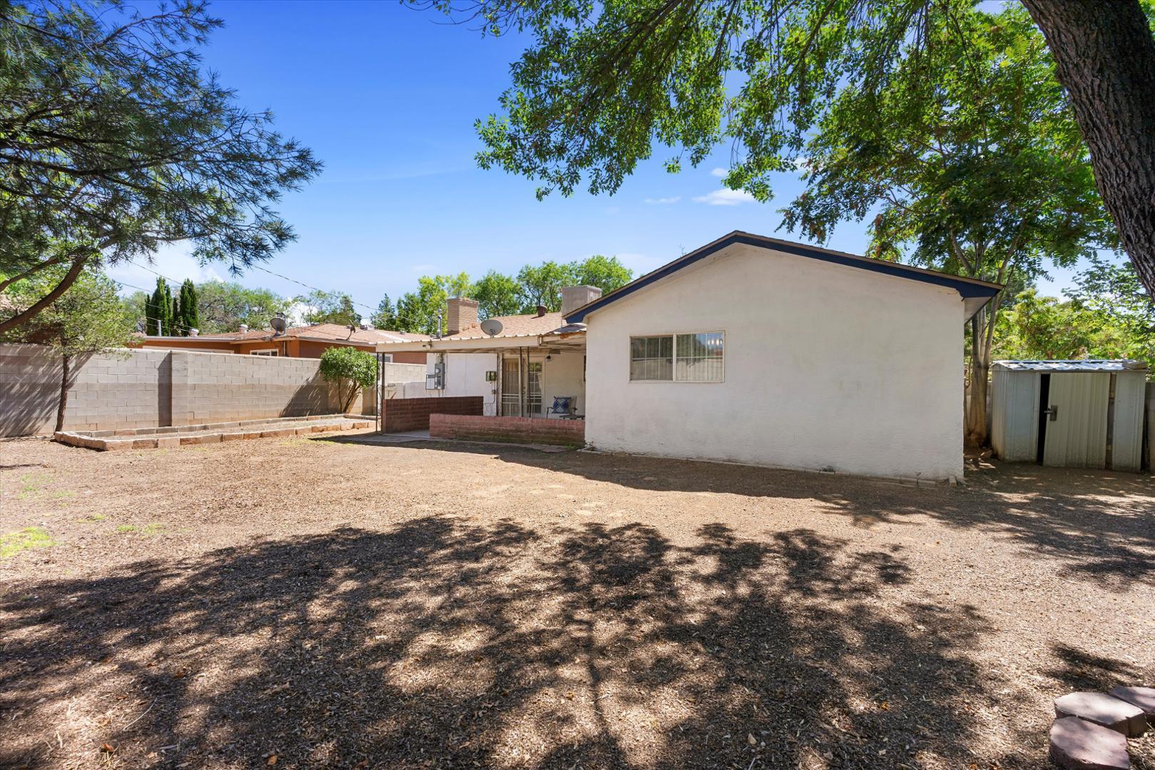 Photo 5 — 10217 Santa Paula Avenue NE