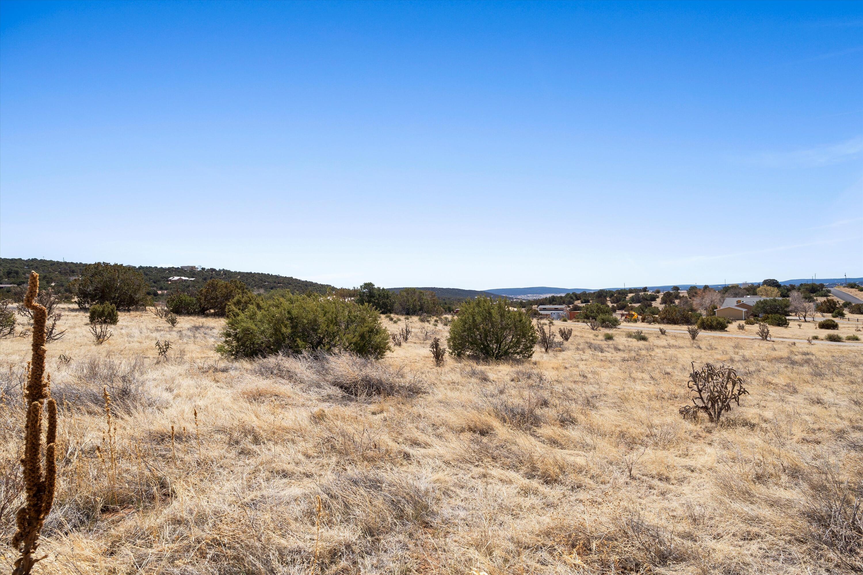 Photo 2 — 30 CRESTVIEW Road