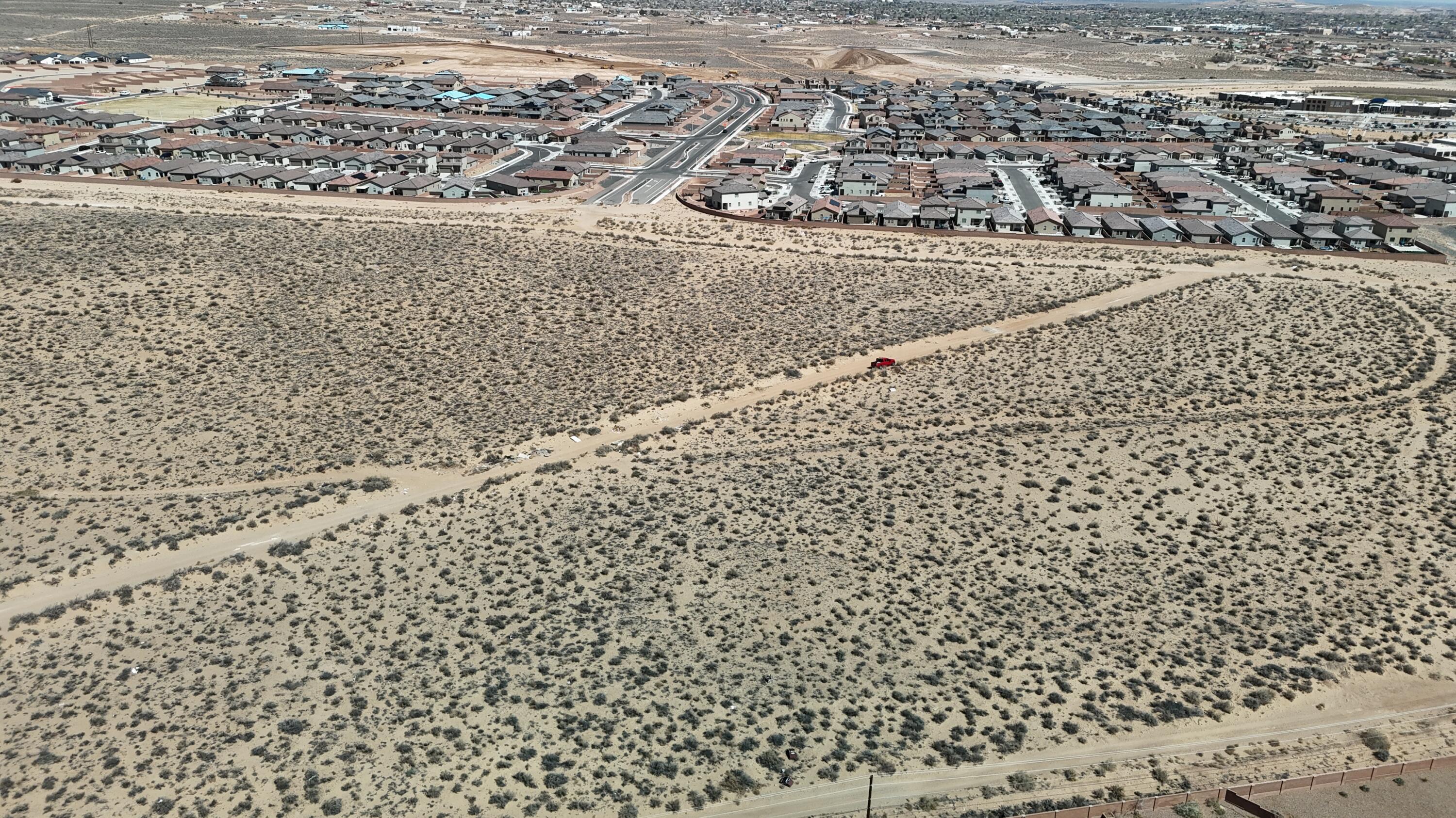 Photo 4 — 739 Viga Loop SE