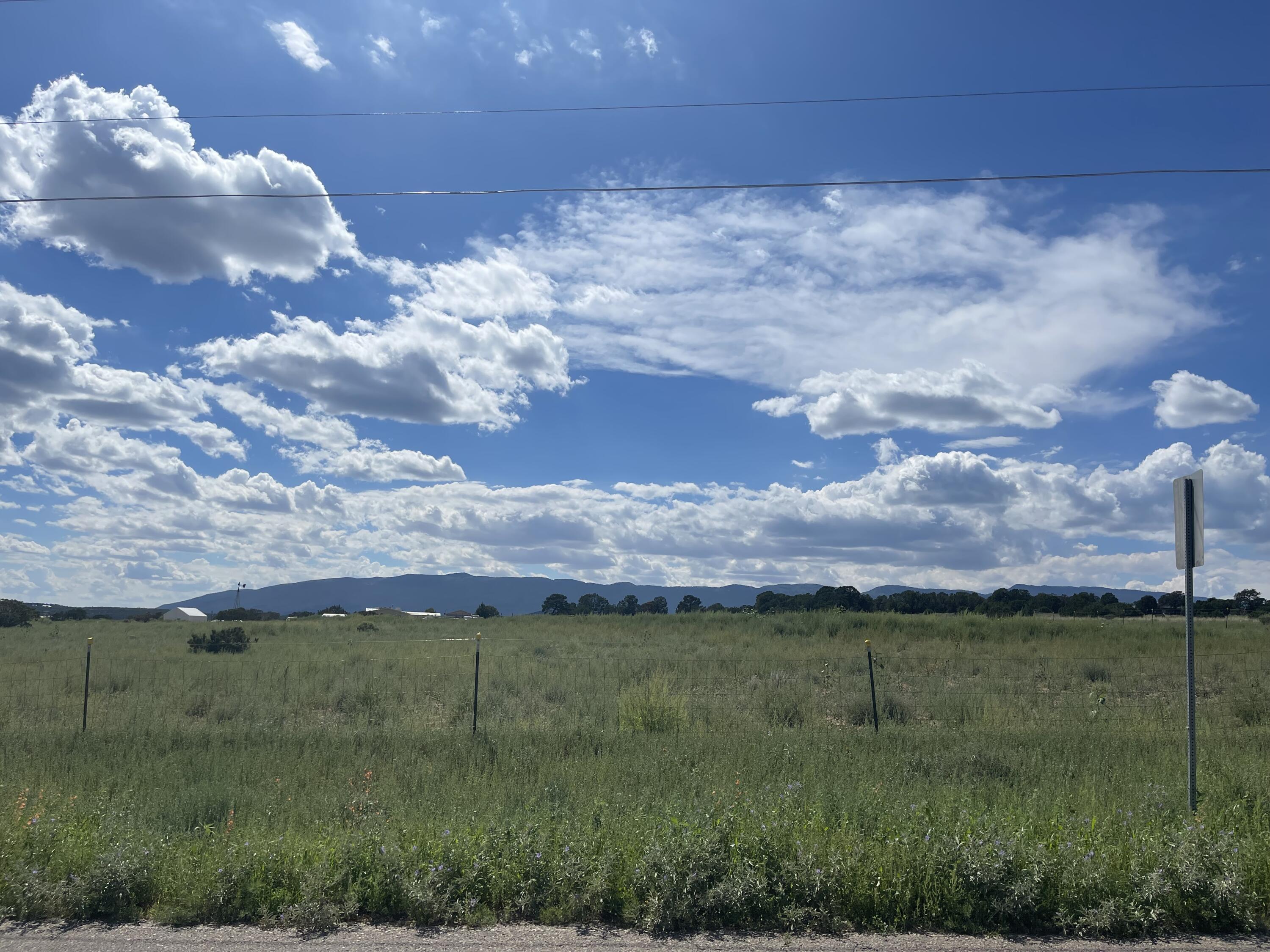 Tumbleweed E2SW4NW4 Road, Sandia Park, NM 87047