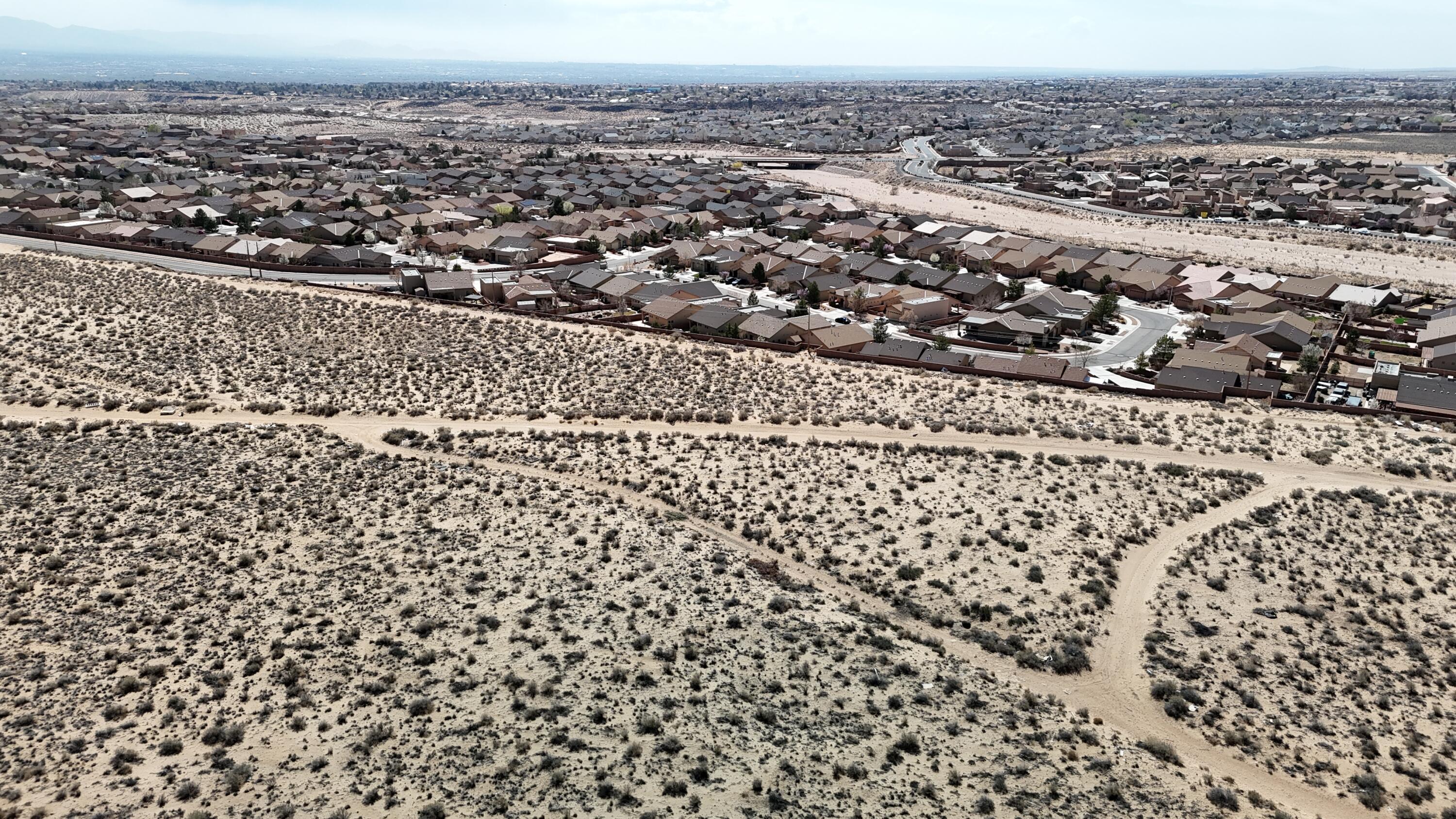 Photo 3 — 704 Viga Loop SE