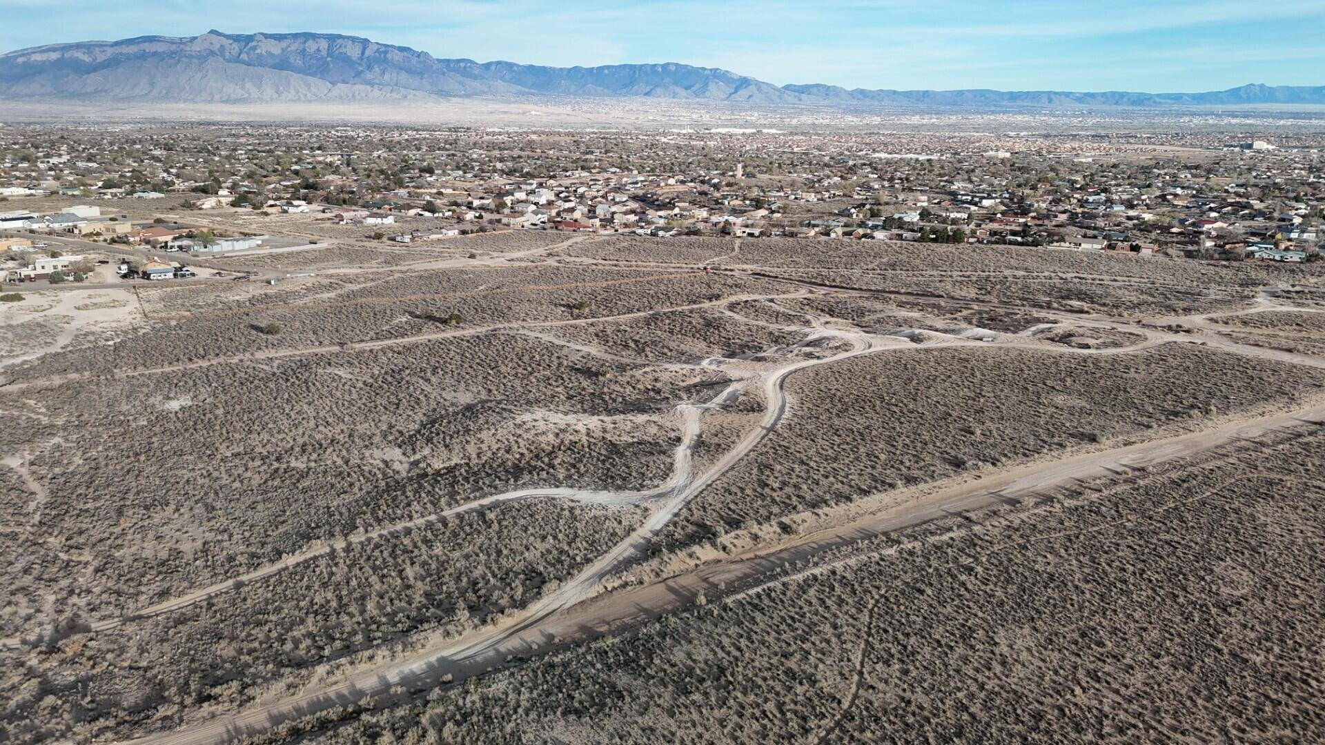 44 8TH Street NE, Rio Rancho, NM 87124
