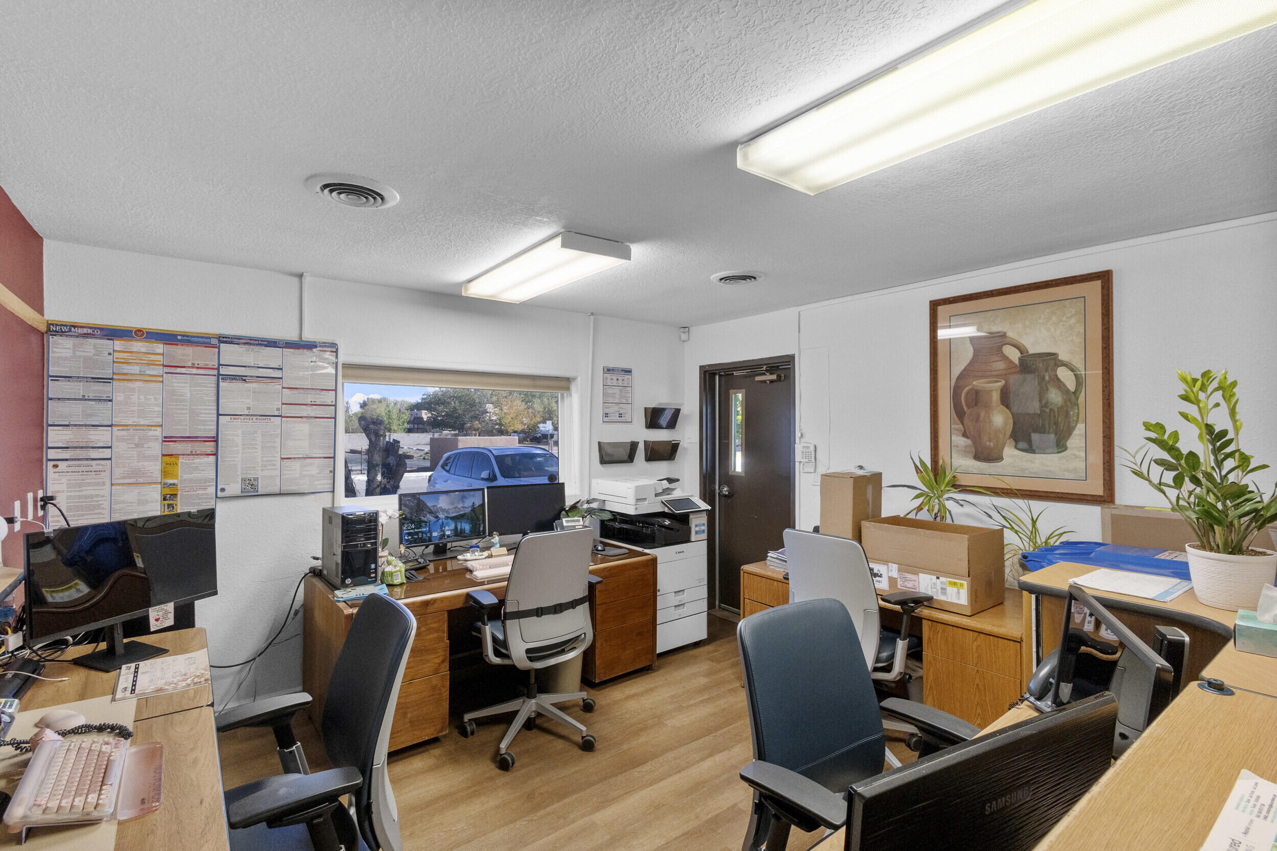 Photo 17 — 127 Sandoval Road SW