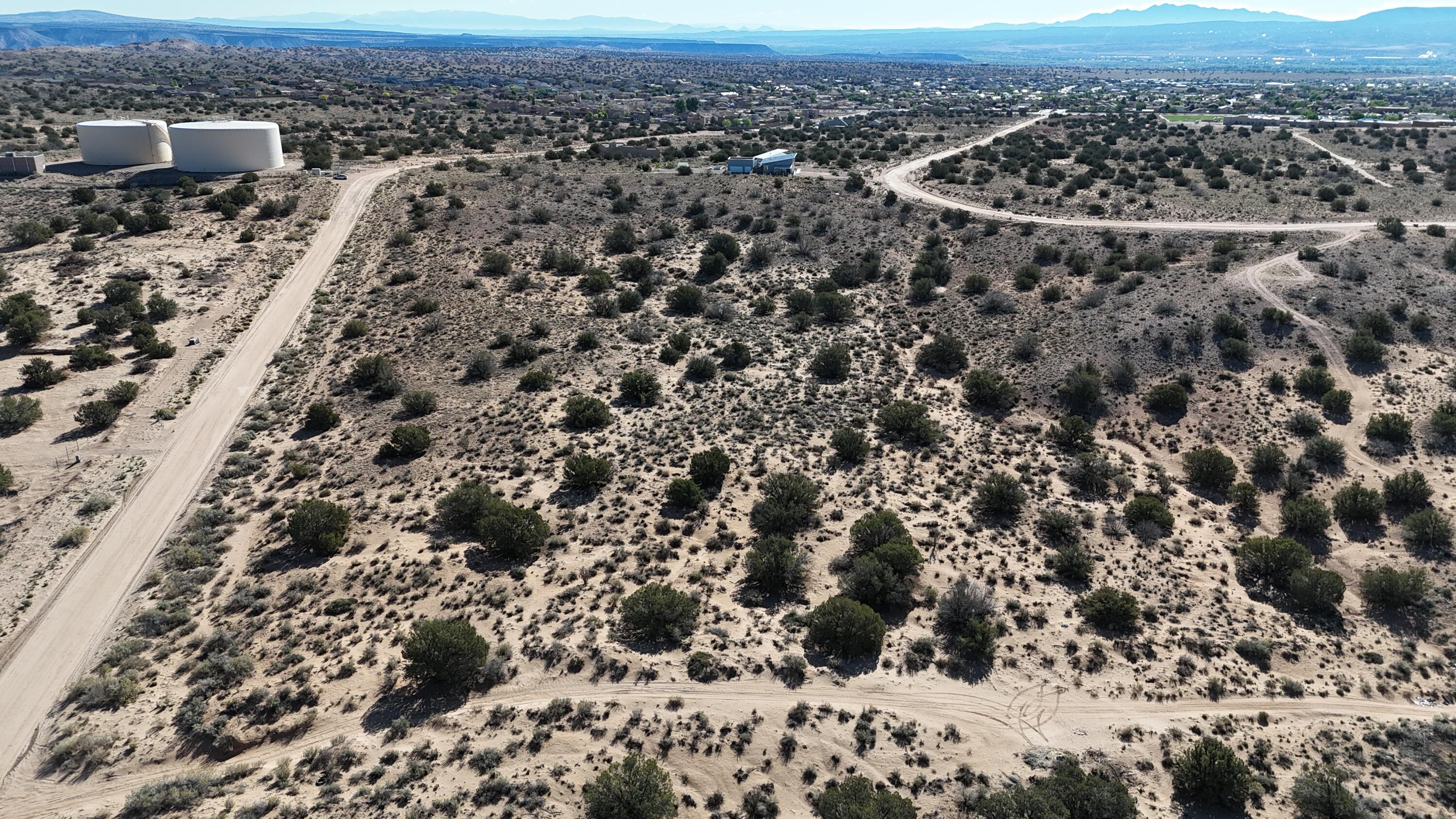Photo 5 — 5216 Kirchner Road NE