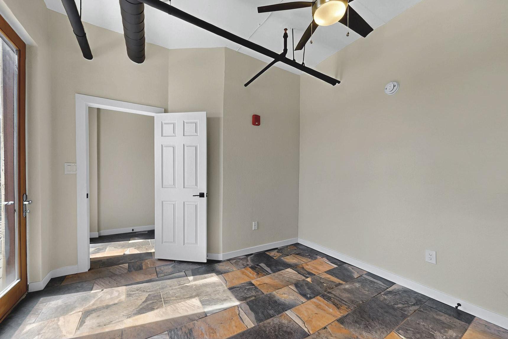 Photo 12 — 219 CENTRAL Avenue NW 308