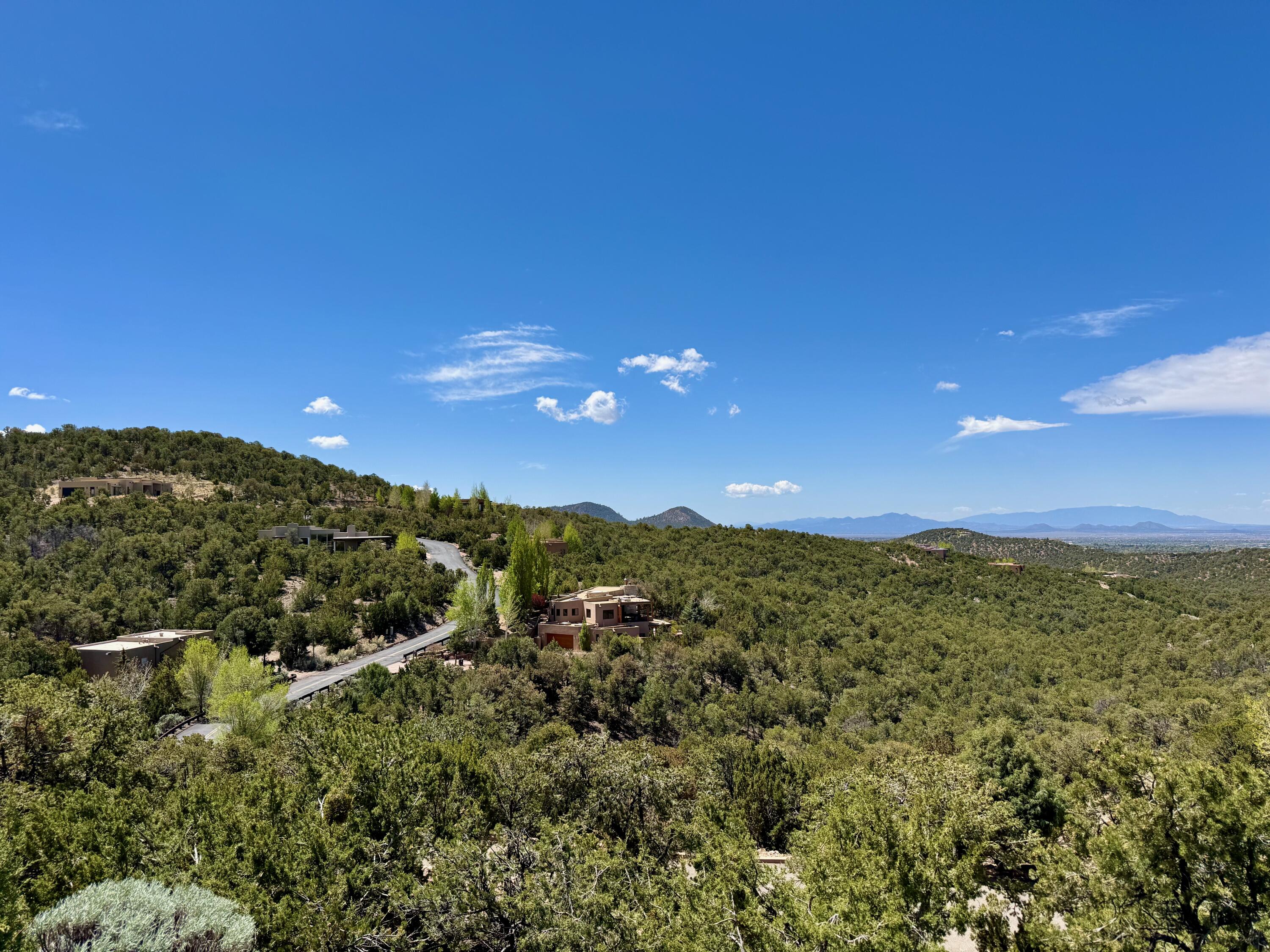 Photo 16 — 1208 S Summit Drive