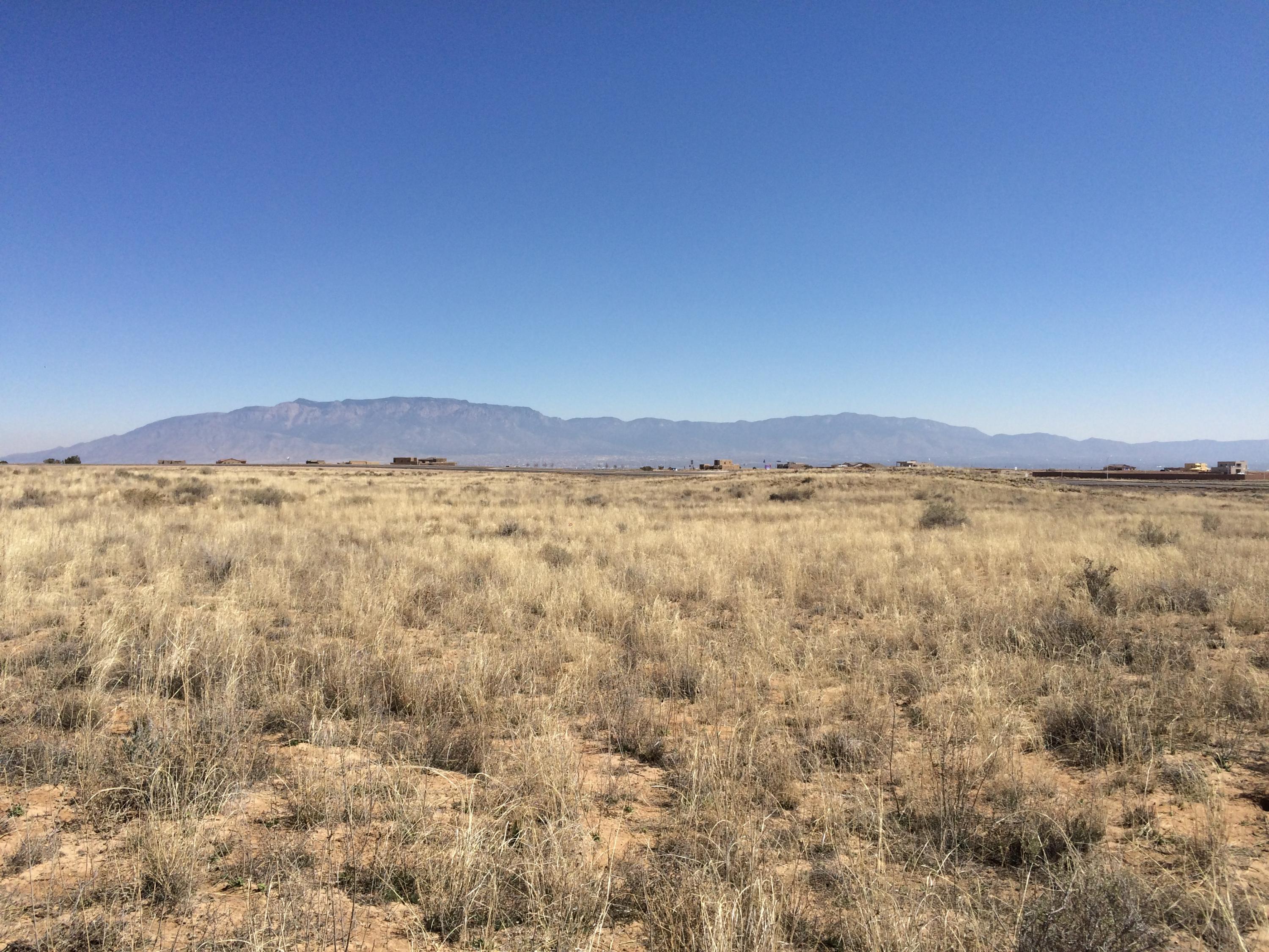 Photo 5 — 6708-6720 Ciervo Road NW