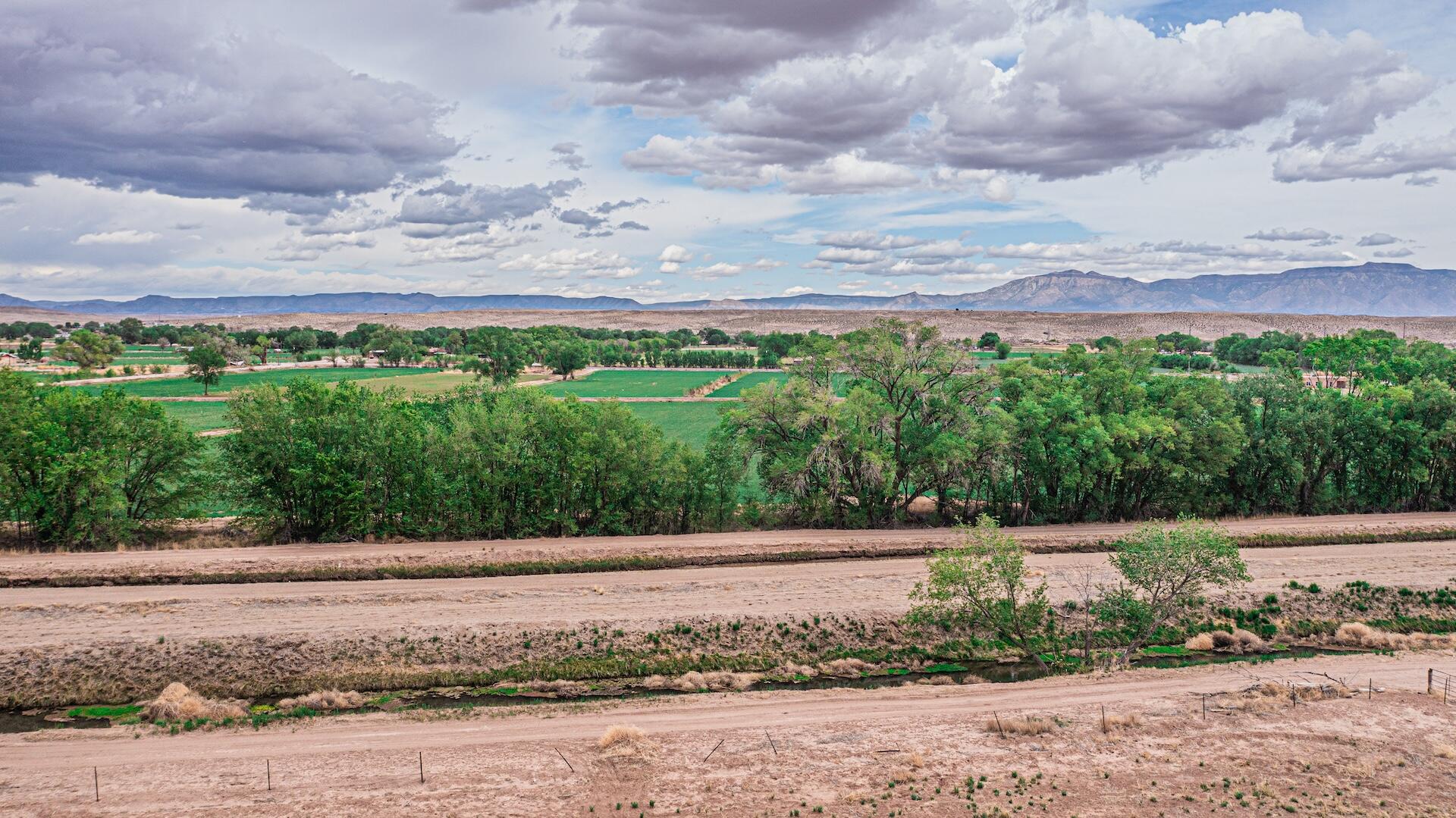 Photo 5 — 1214 BOSQUE FARMS Boulevard