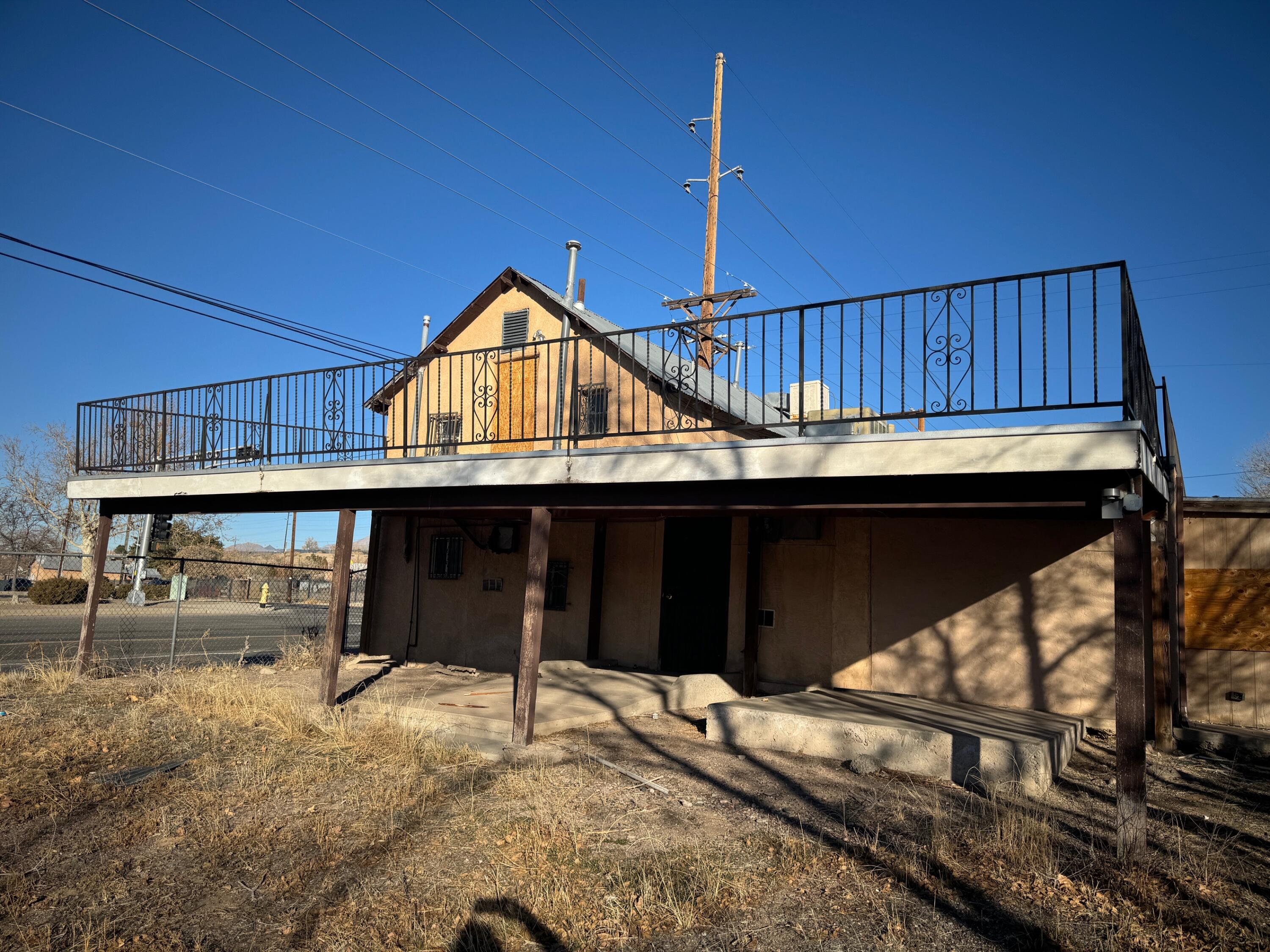 Photo 10 — 500 Mountain Road NE