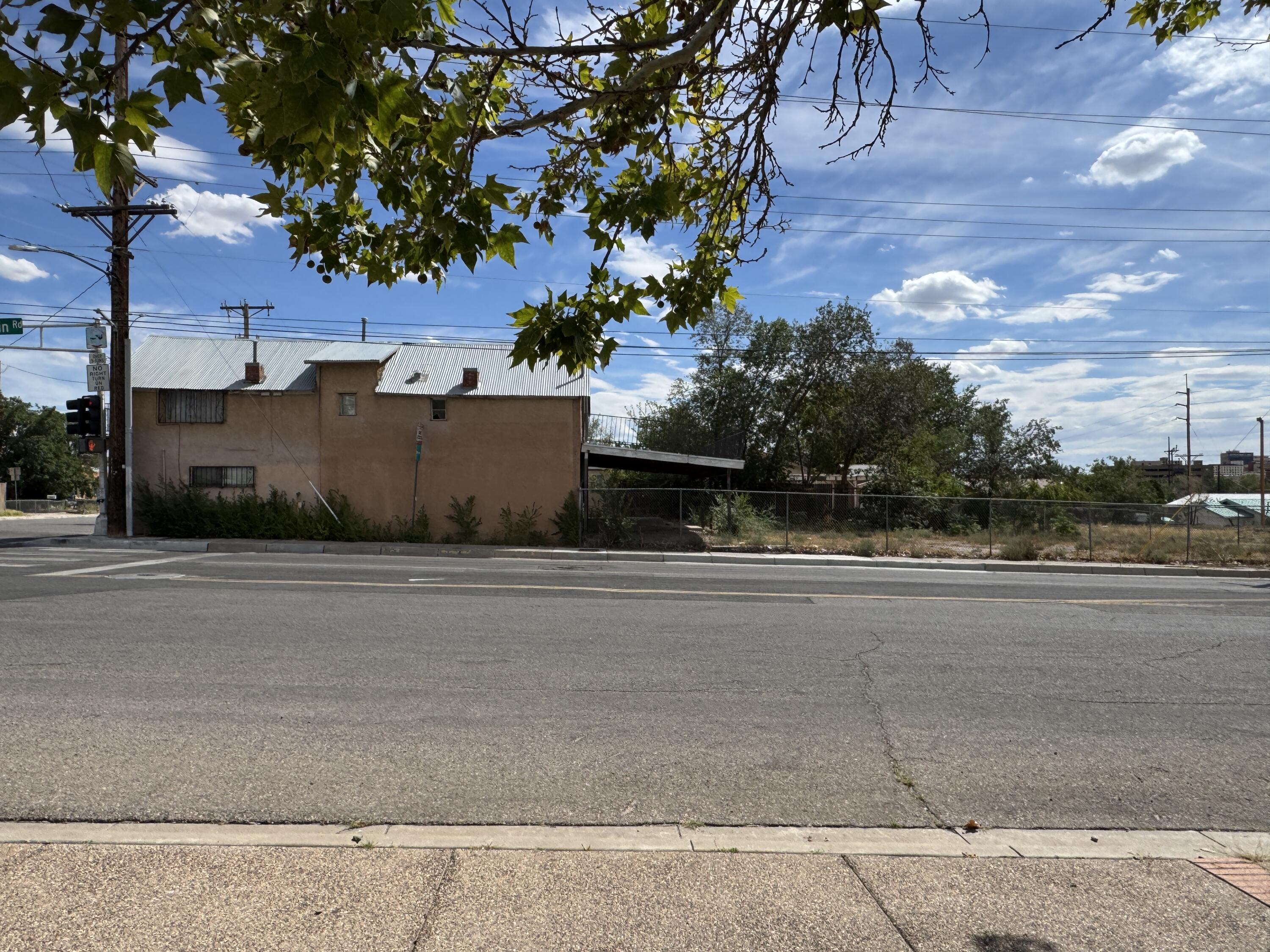 Photo 3 — 500 Mountain Road NE