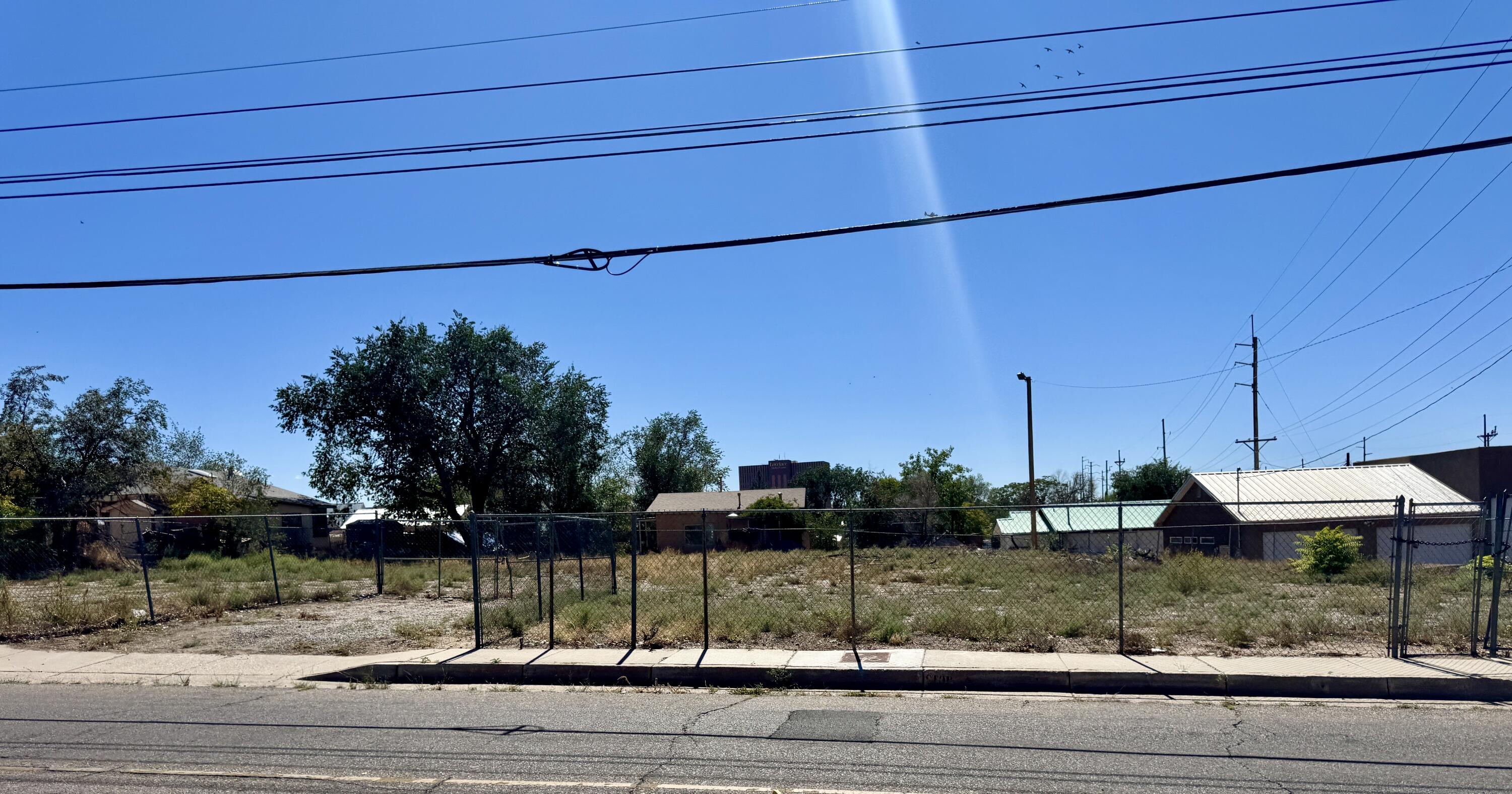Photo 7 — 500 Mountain Road NE