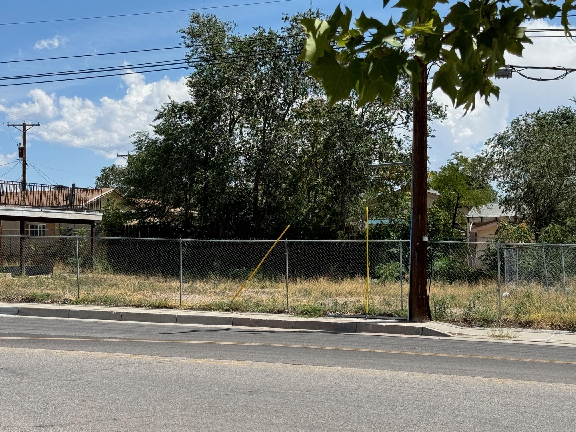 Photo 16 — 500 Mountain Road NE