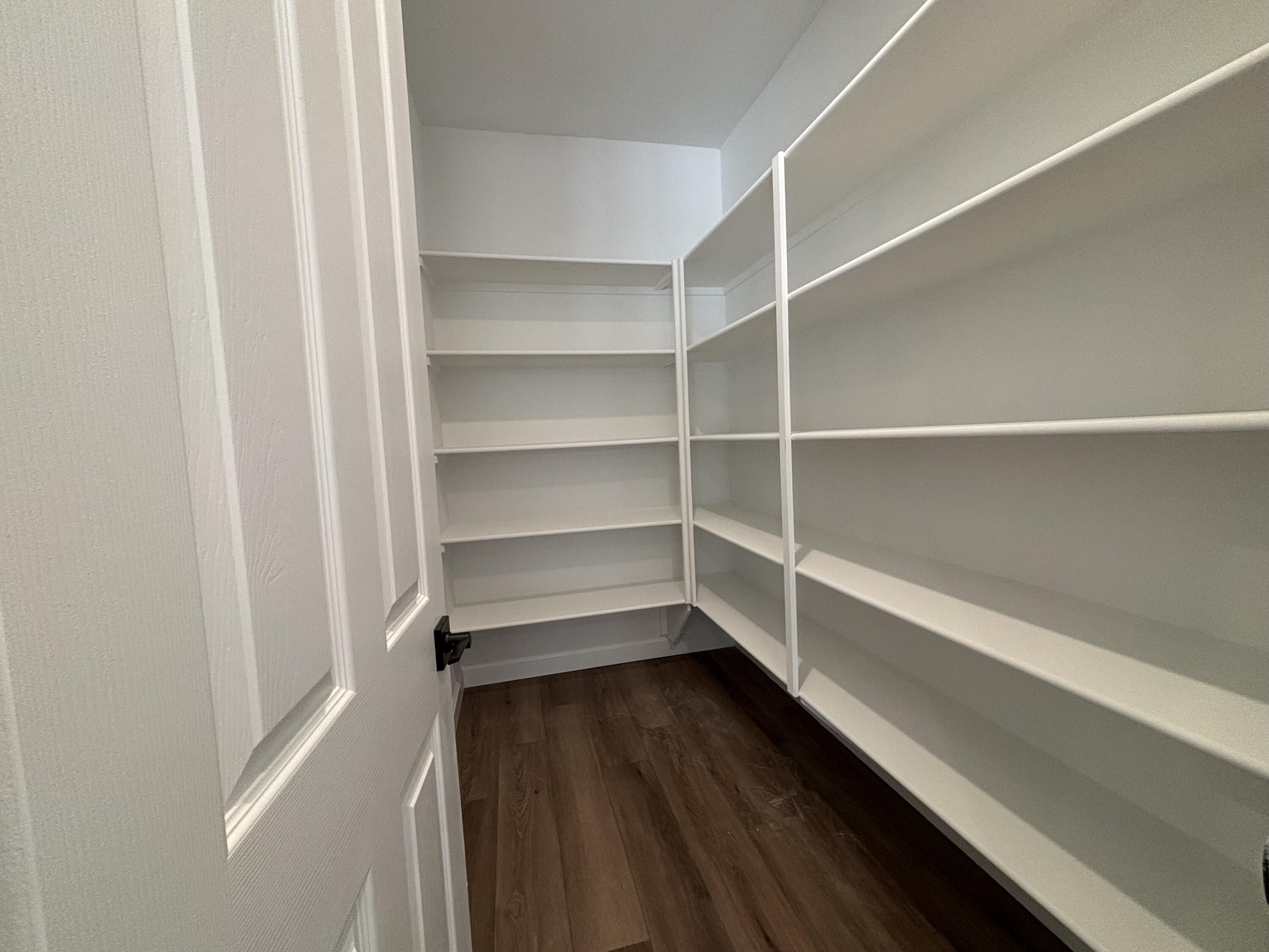 Photo 12 — 3121 Alicia Road NE