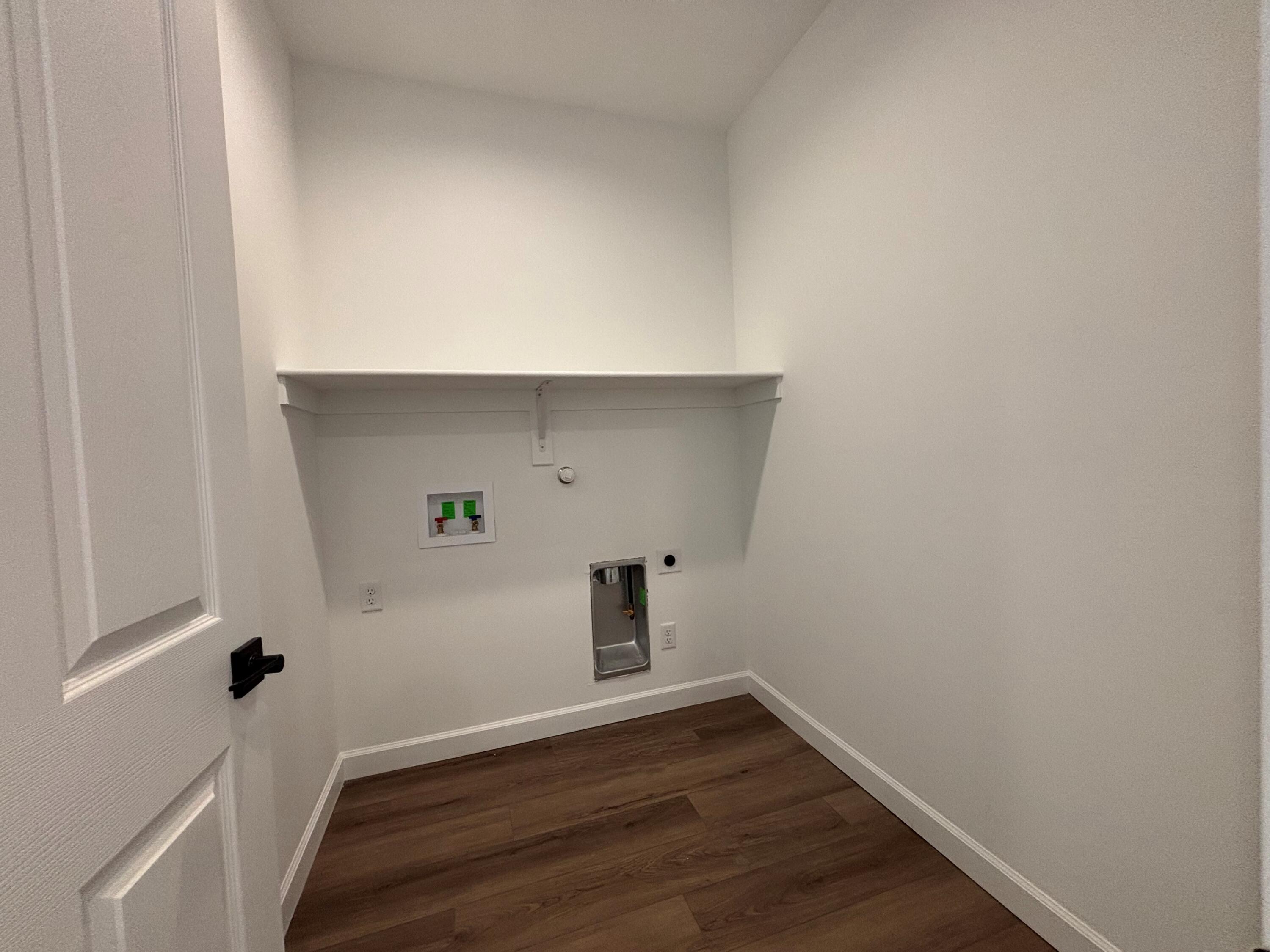 Photo 15 — 3121 Alicia Road NE