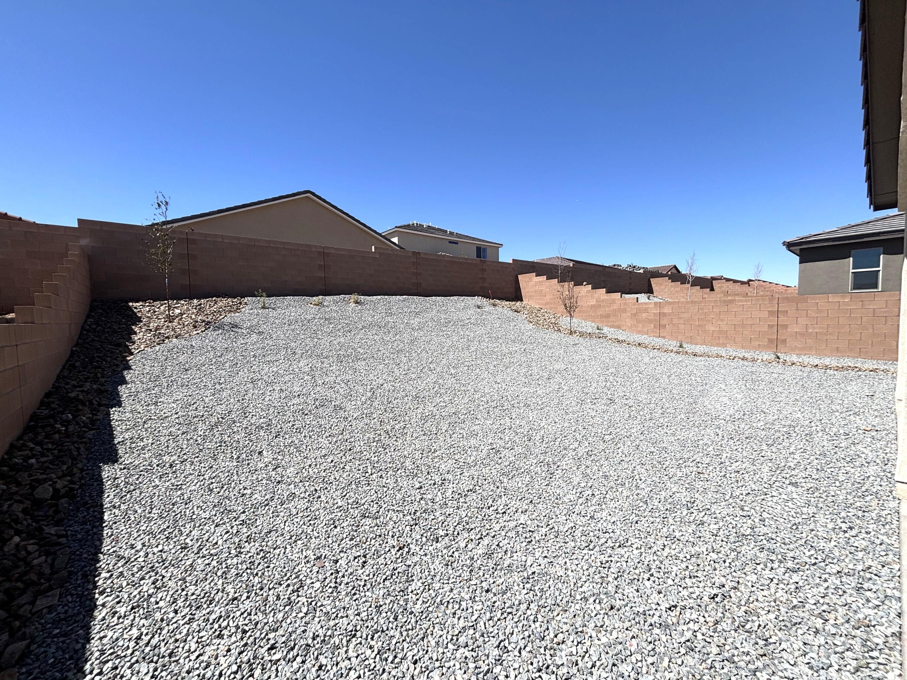 Photo 18 — 3121 Alicia Road NE