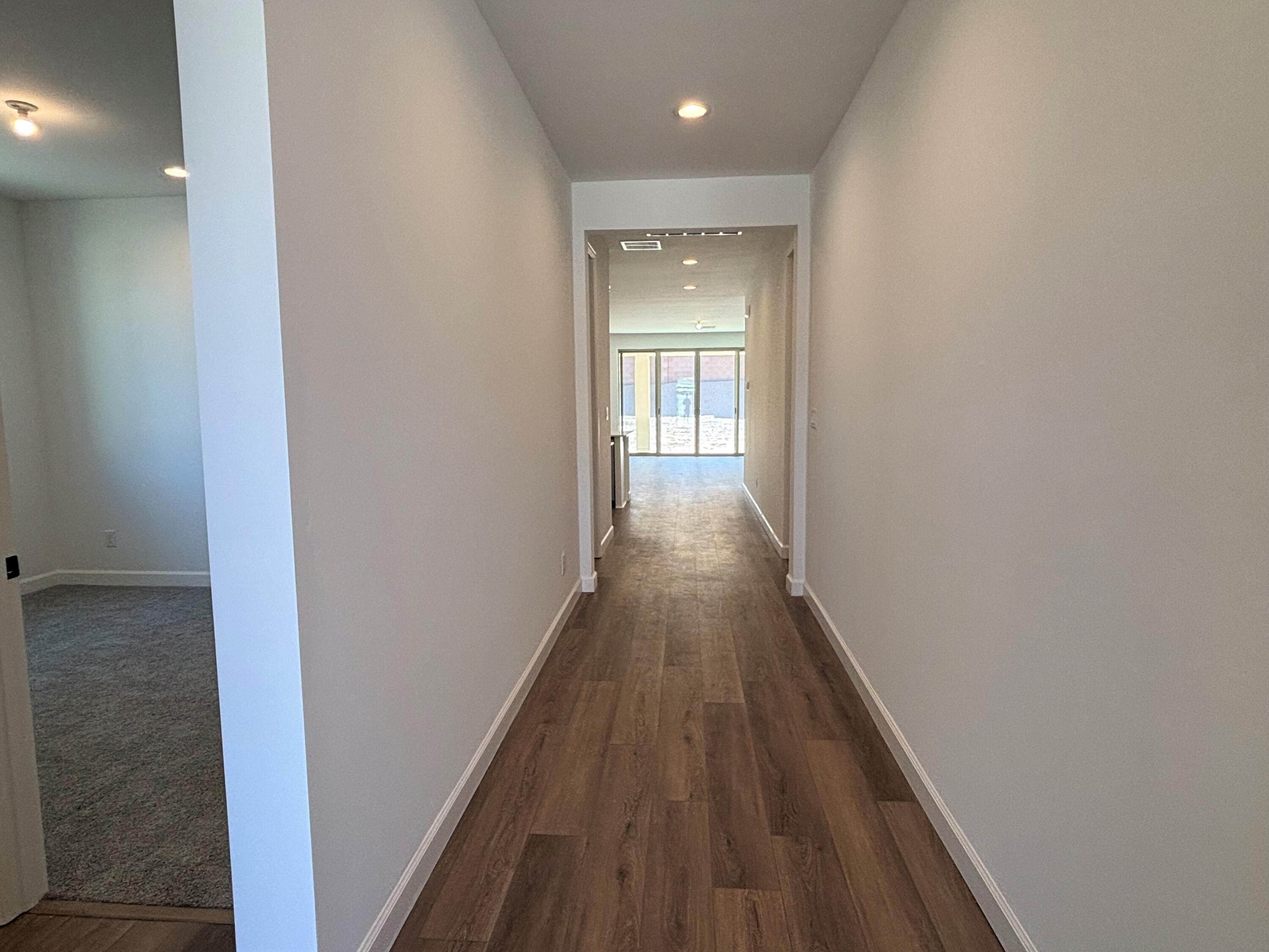 Photo 19 — 3121 Alicia Road NE