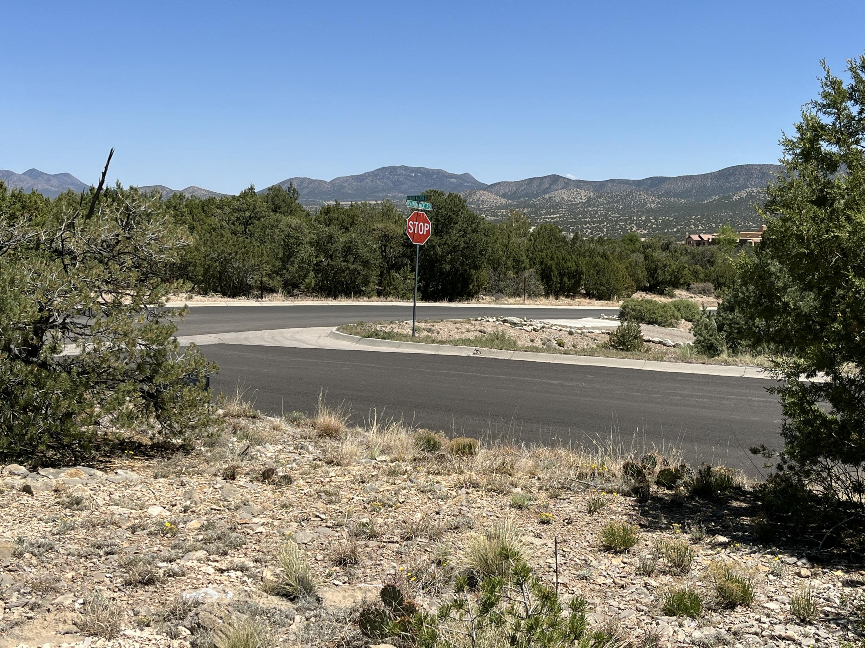 Photo 16 — 2 Mongwu Kachina Court