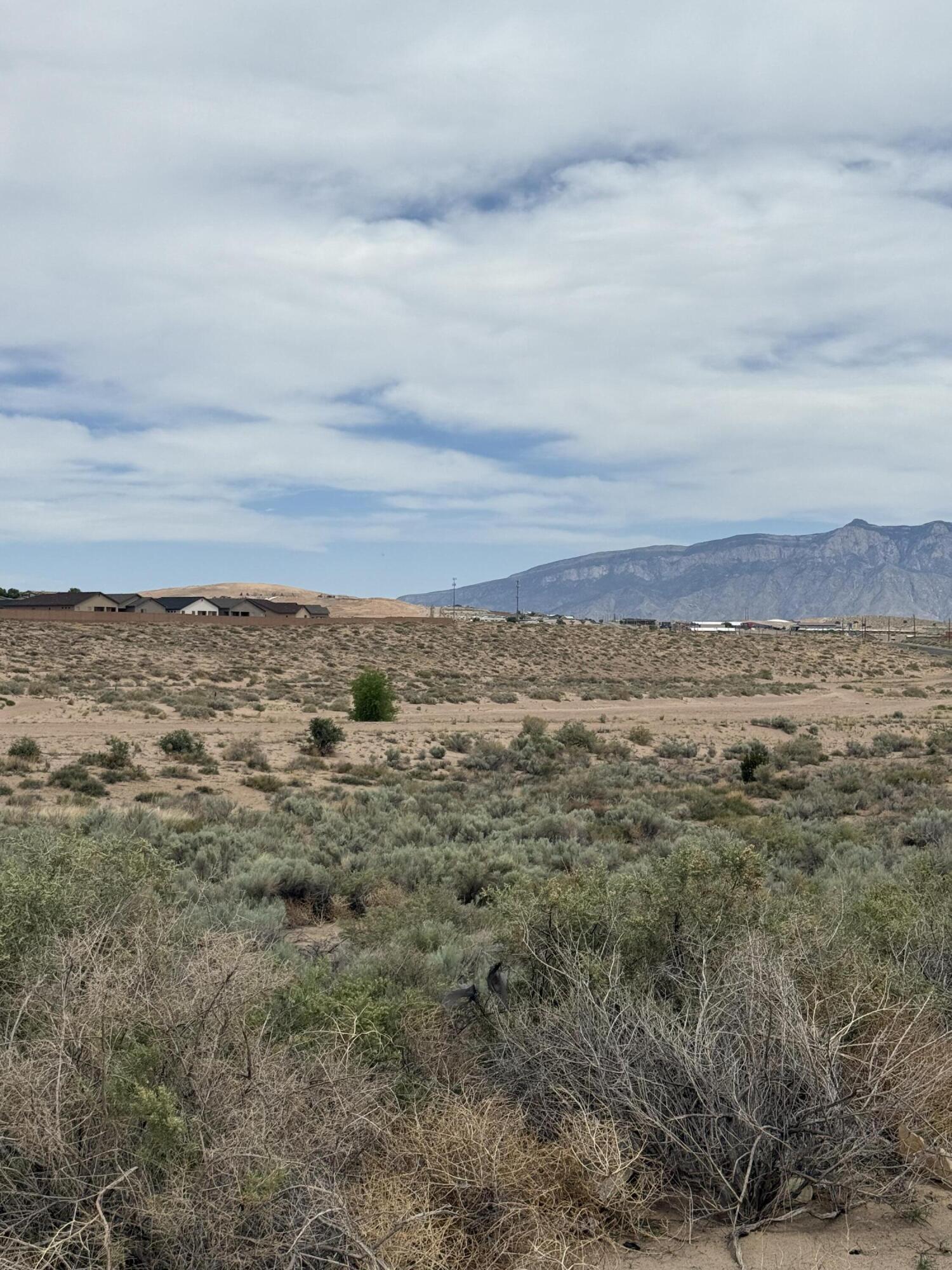 Photo 4 — 1022 Calor Road