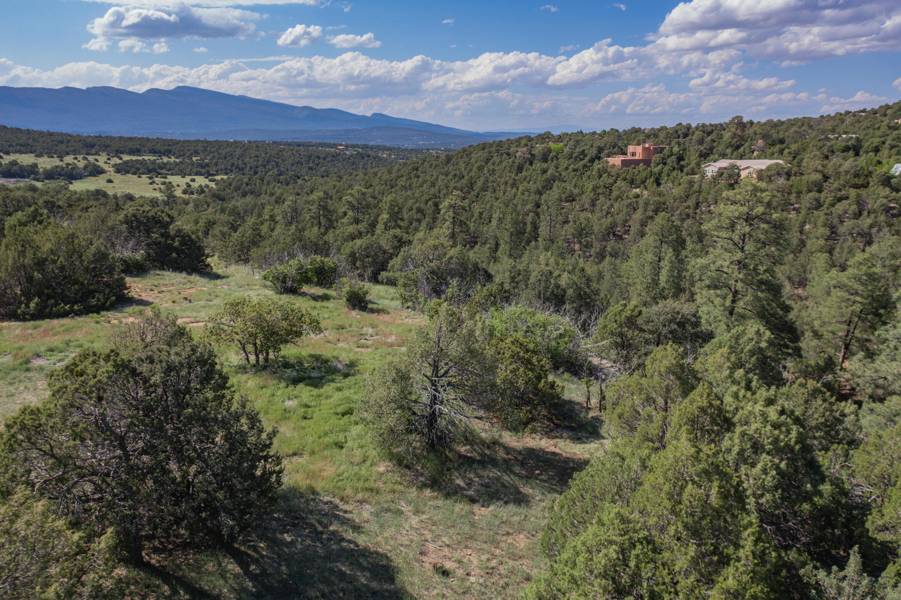 Photo 2 — 33 Los Pecos Lp