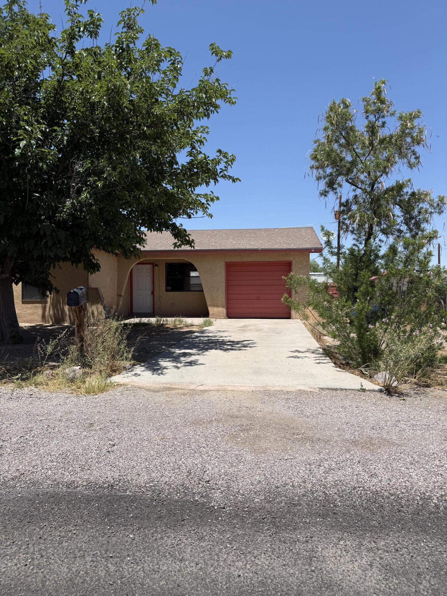 Photo 7 — 1203 Drake Street