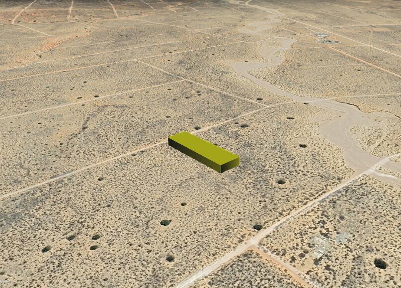 Photo 5 —  Wooden (U20 B25 L18) .5 ac. Road NE