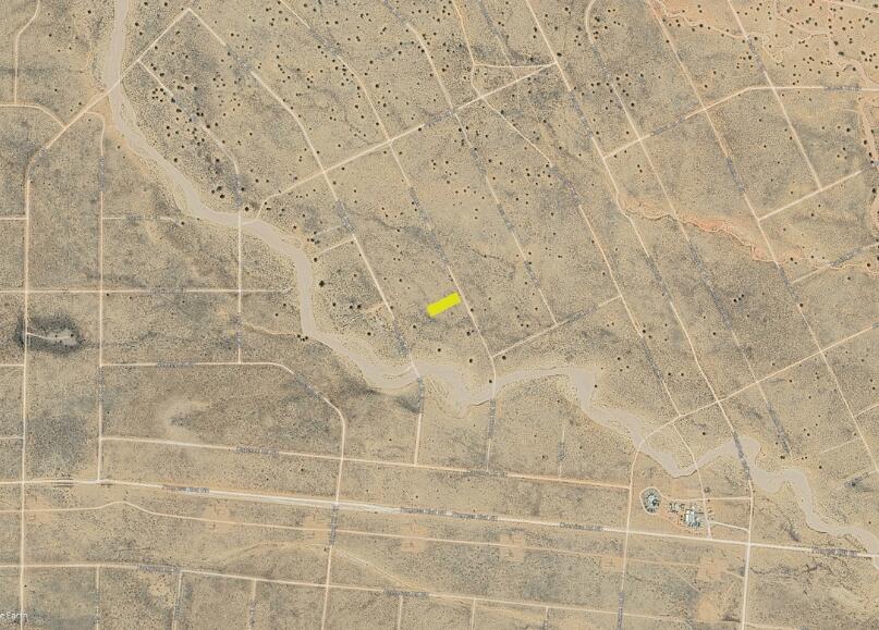 Photo 2 —  Wooden (U20 B25 L18) .5 ac. Road NE