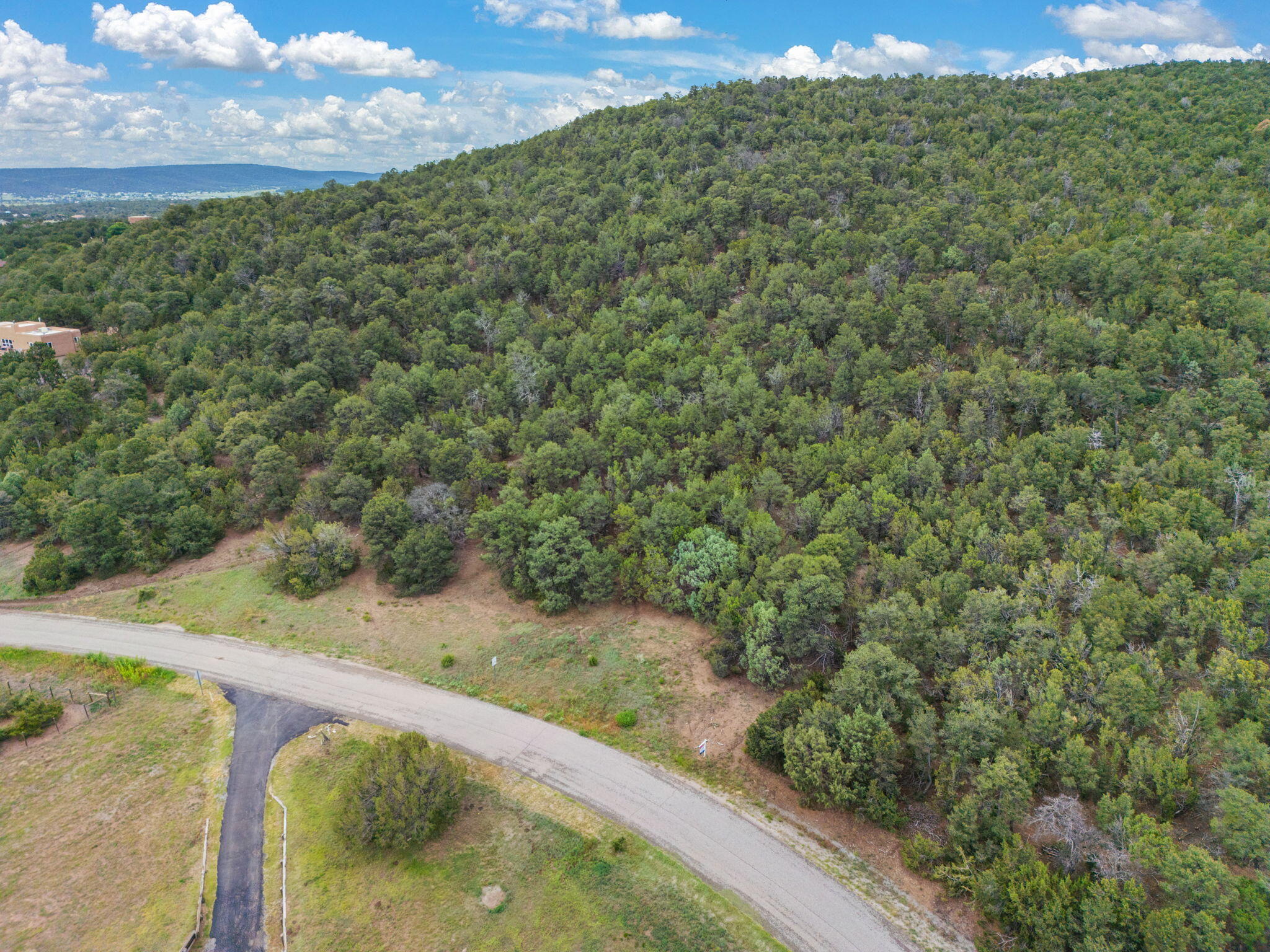 24 ANNE PICKARD Loop, Tijeras, NM 87059
