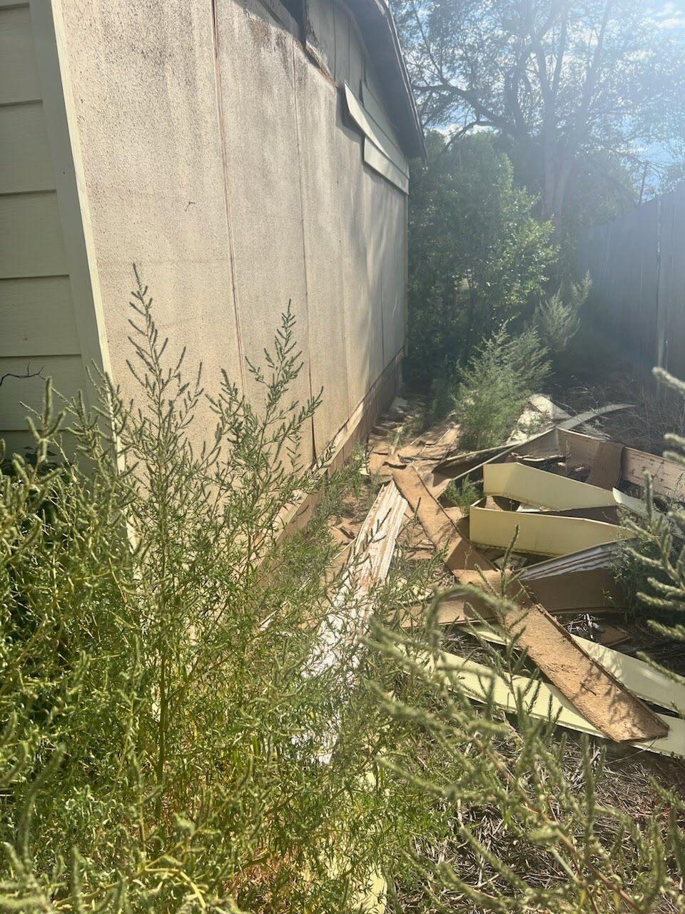 Photo 2 — 1606 PREWITT Street