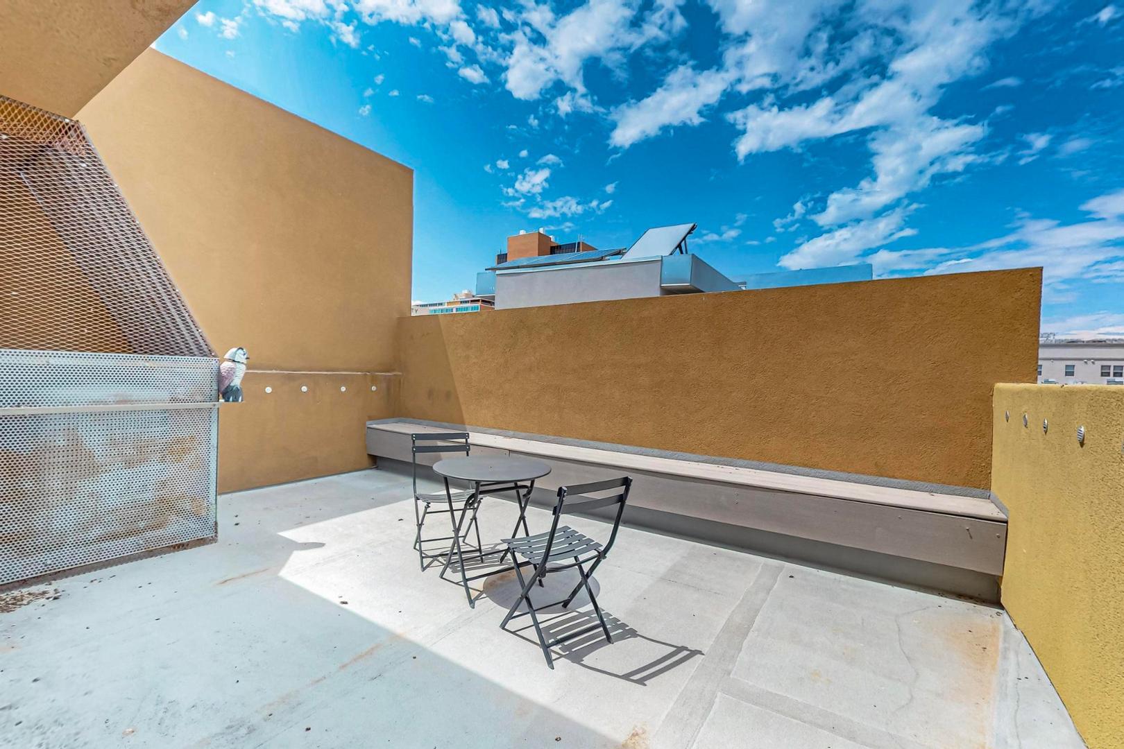 Photo 10 — 343 Platinum Street SW B