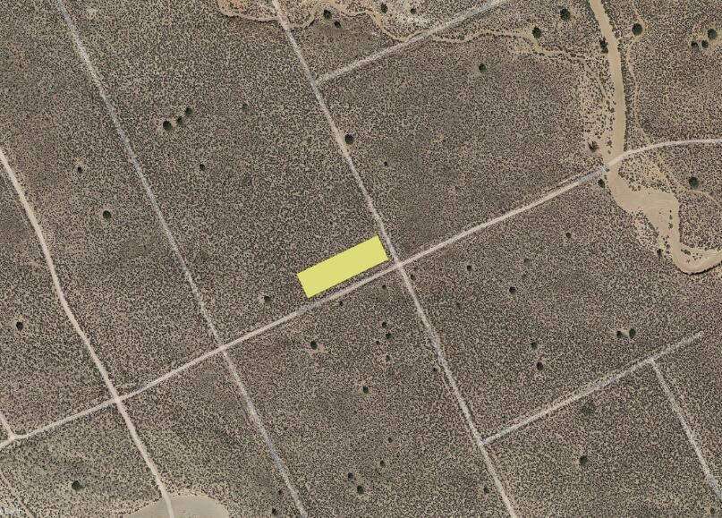 Photo 2 —  Villanelle (U20 B31 L20) .5 ac Road NE