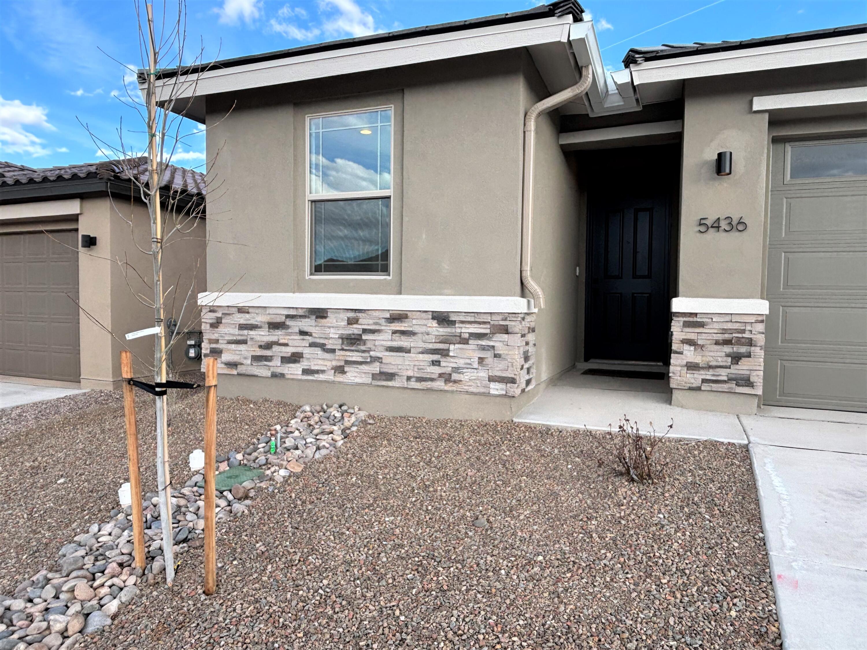 Photo 19 — 5436 Blazing Star Street NE