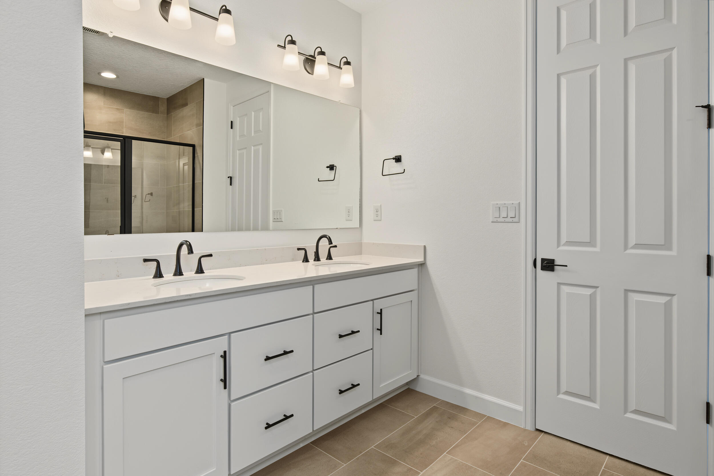 Photo 8 — 5436 Blazing Star Street NE