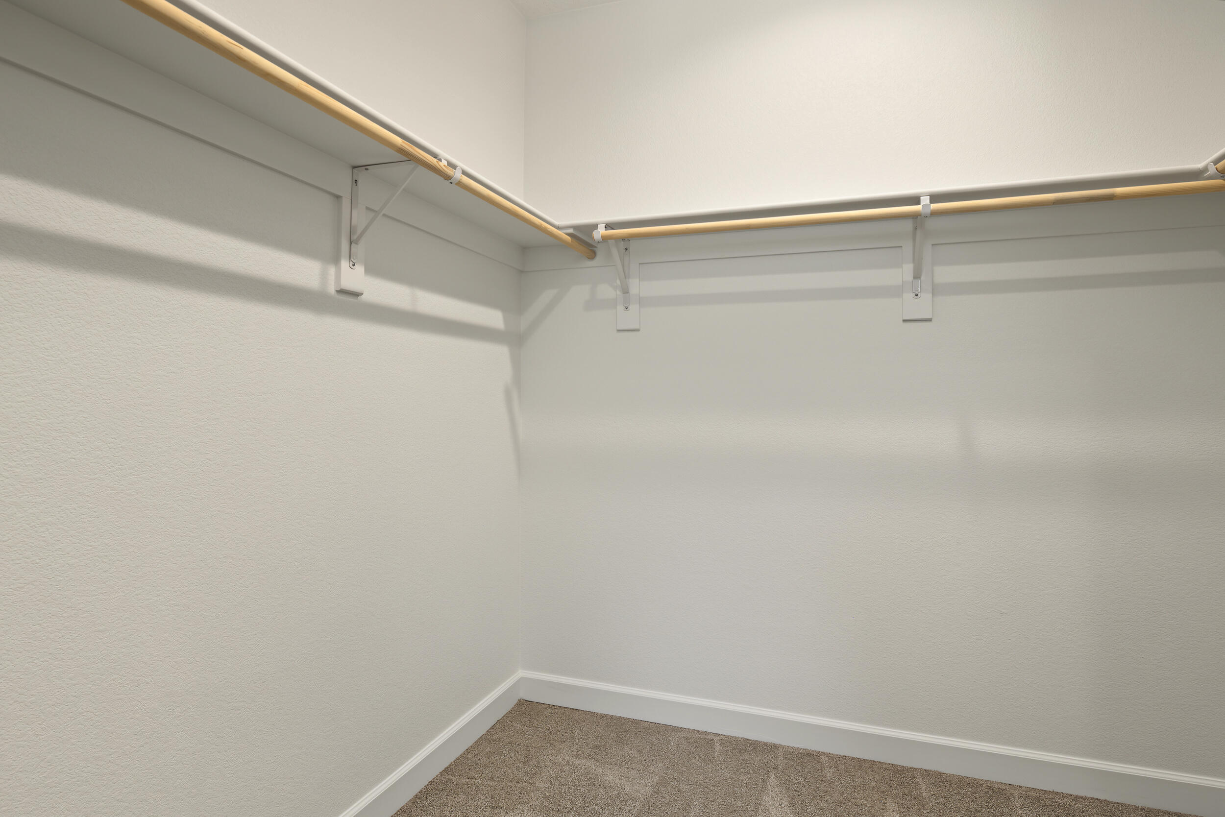Photo 9 — 5436 Blazing Star Street NE