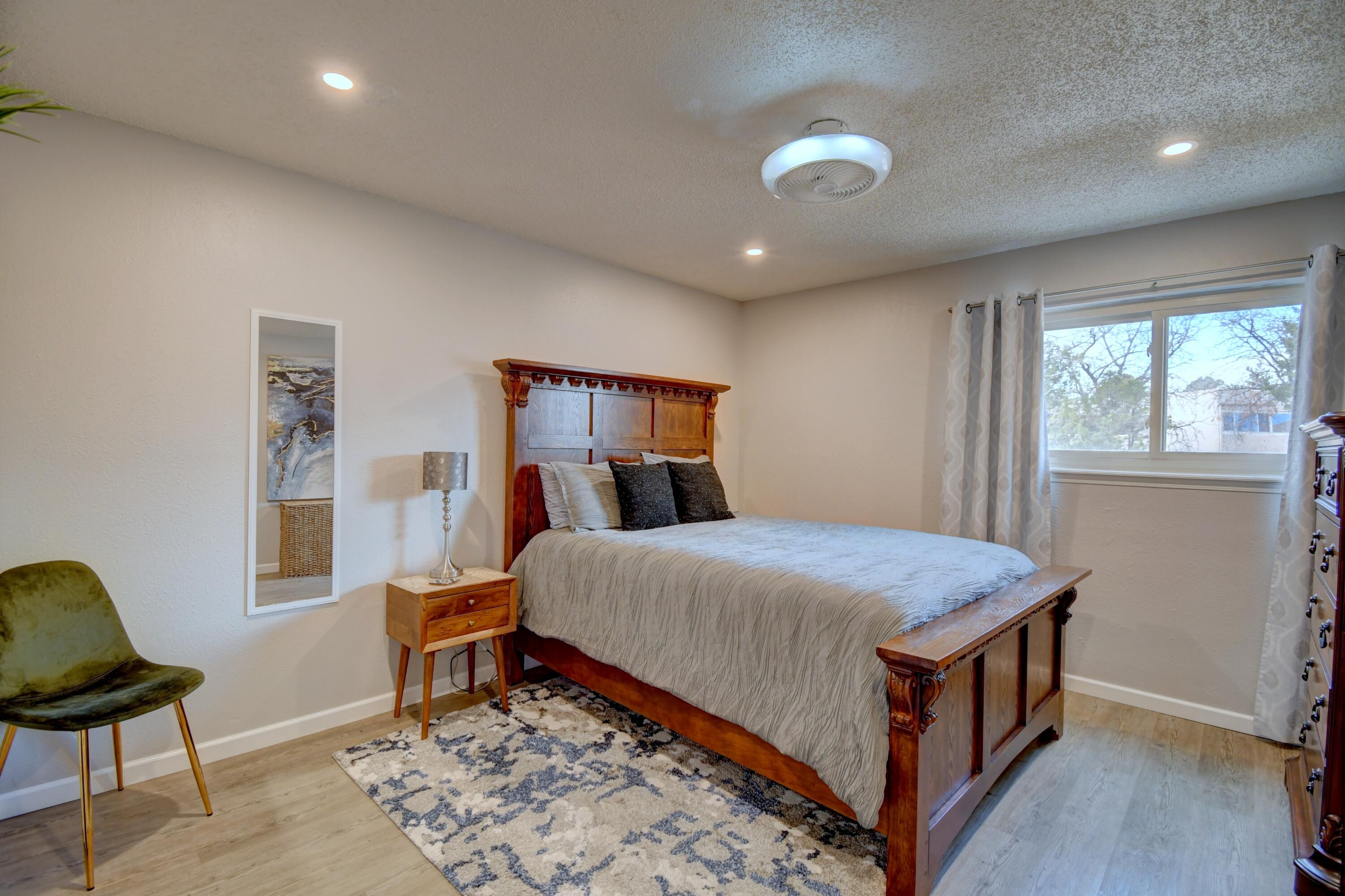 Photo 11 — 4713 COUNTRY CLUB Lane NW D-4
