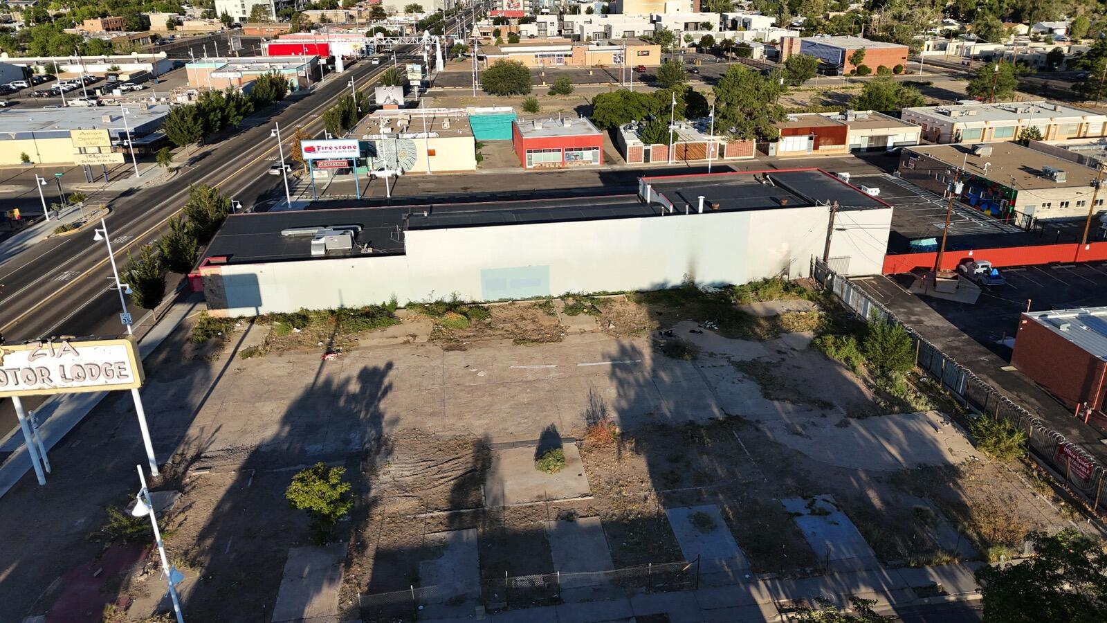 Photo 2 — 4611 Central Avenue NE