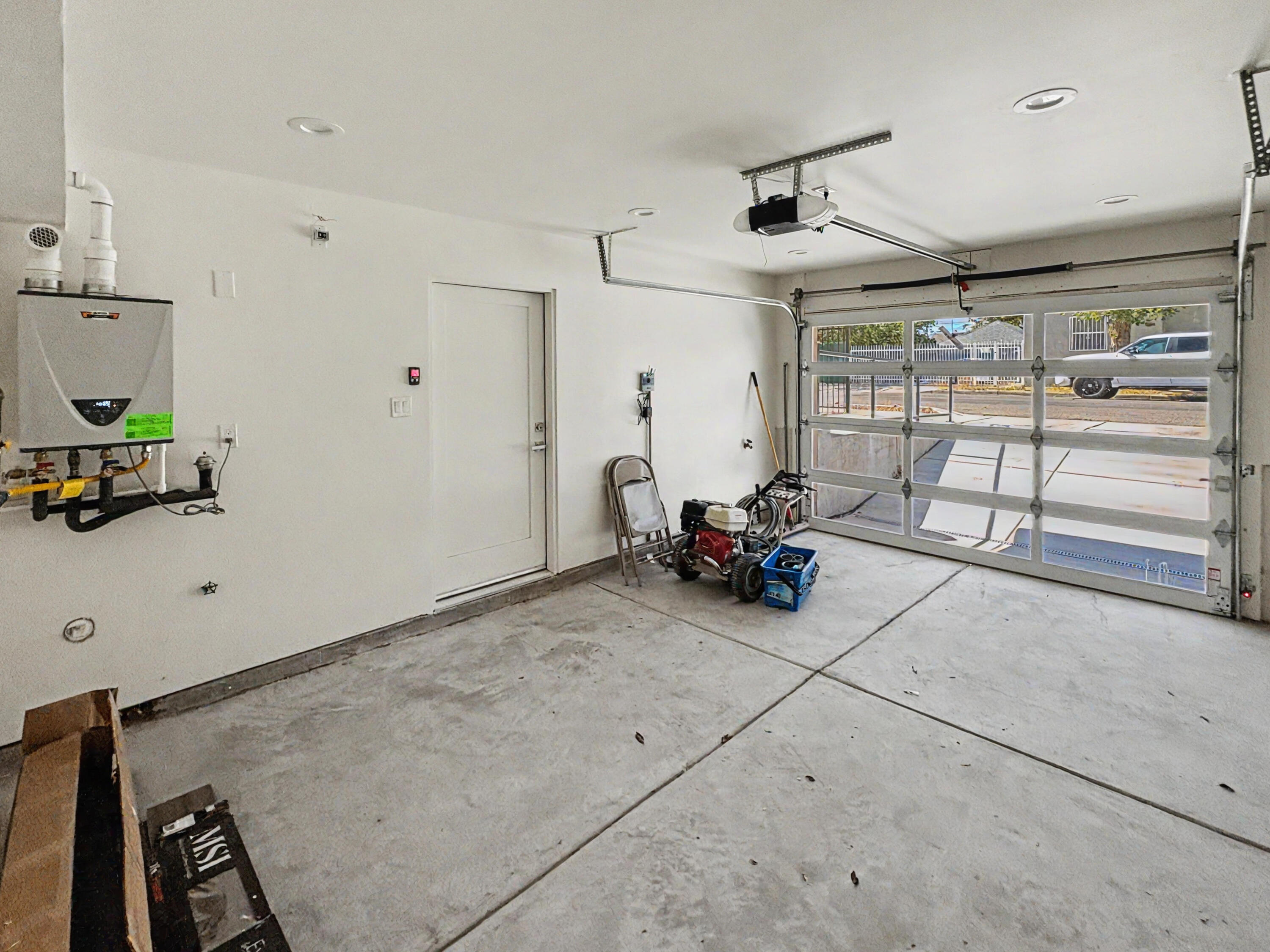 Photo 3 — 233 Stover Avenue SW