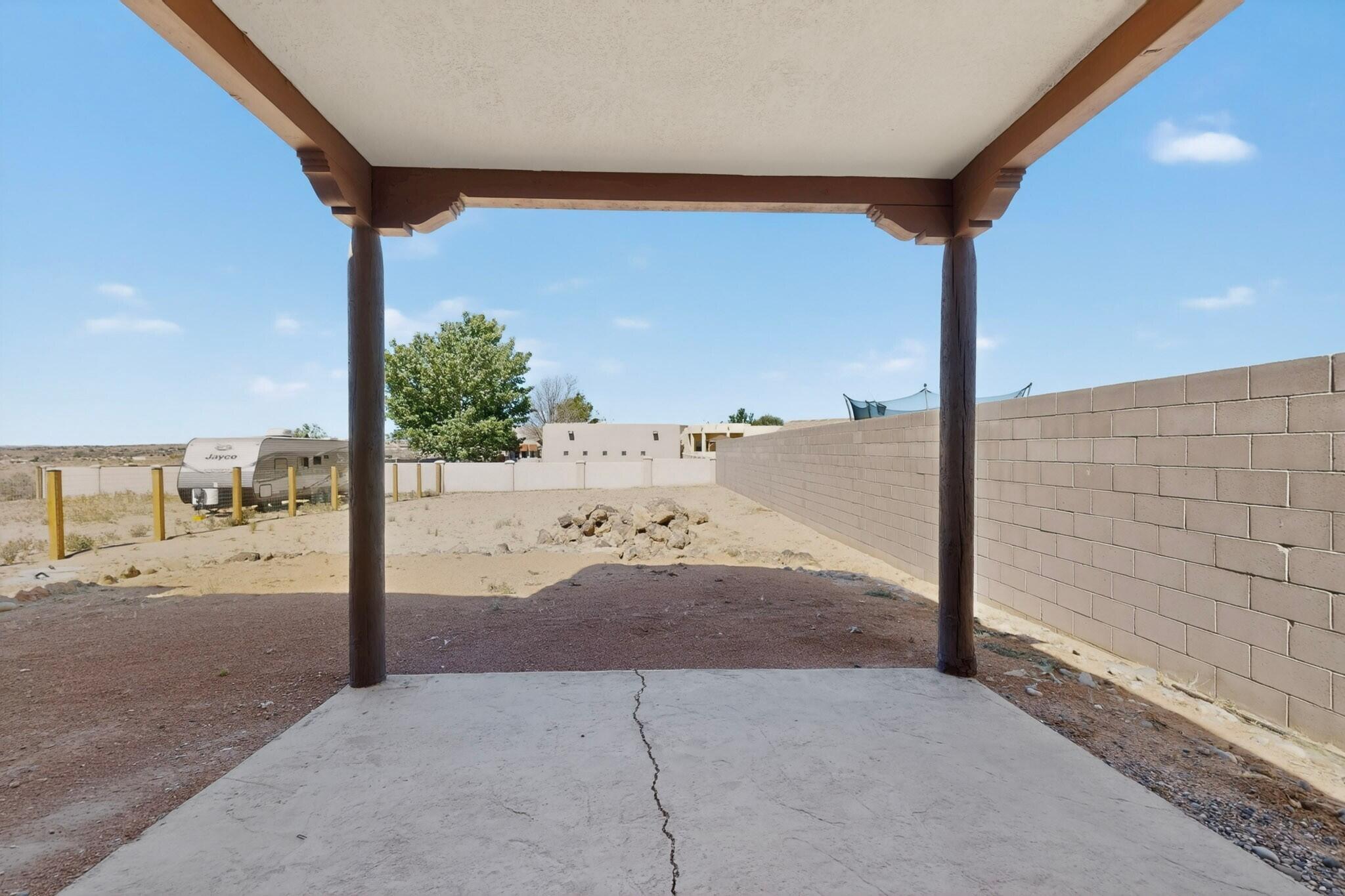 Photo 5 — 2705 Lerma Road NE
