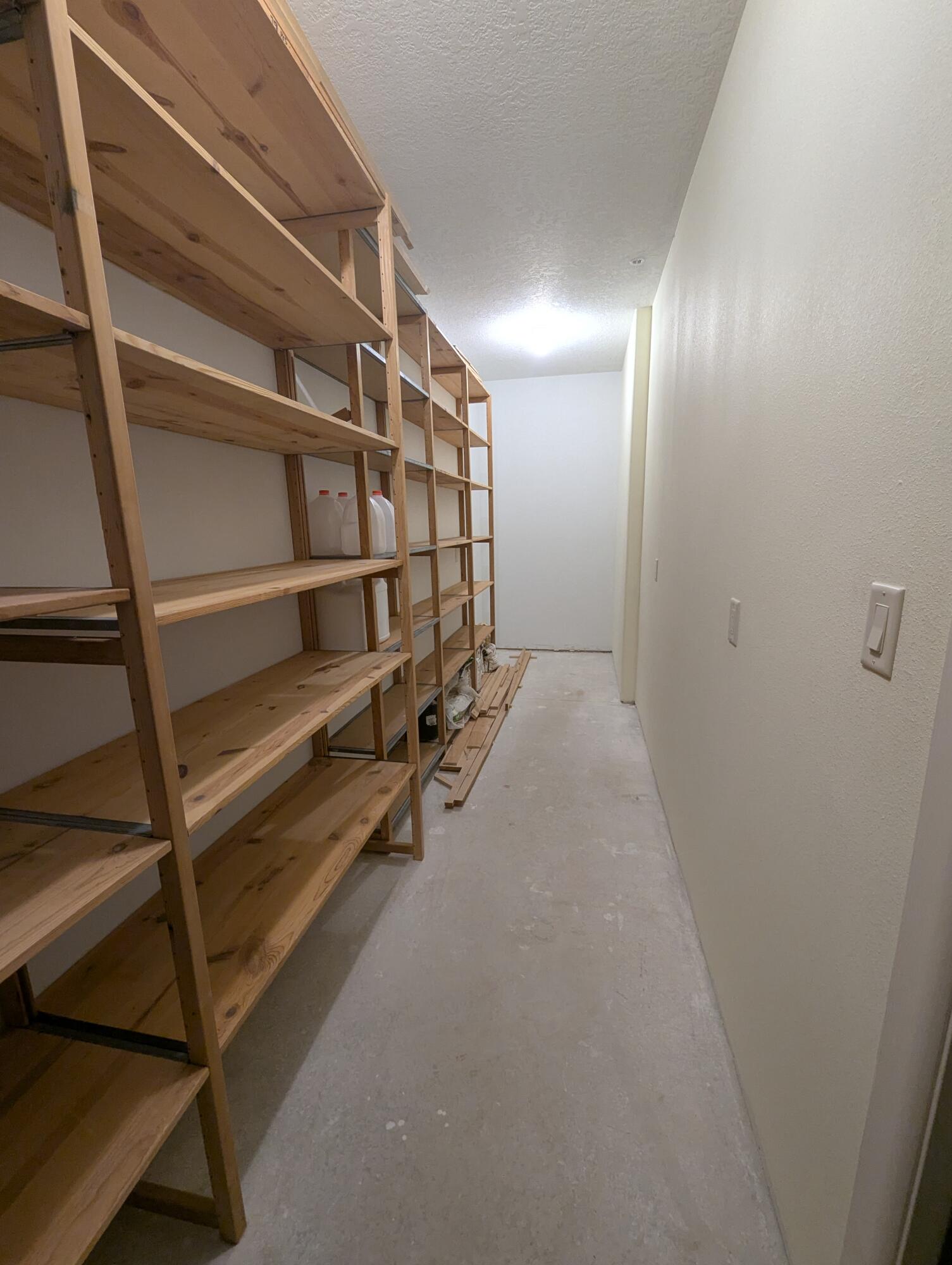 Photo 7 — 30 Skyview Lane
