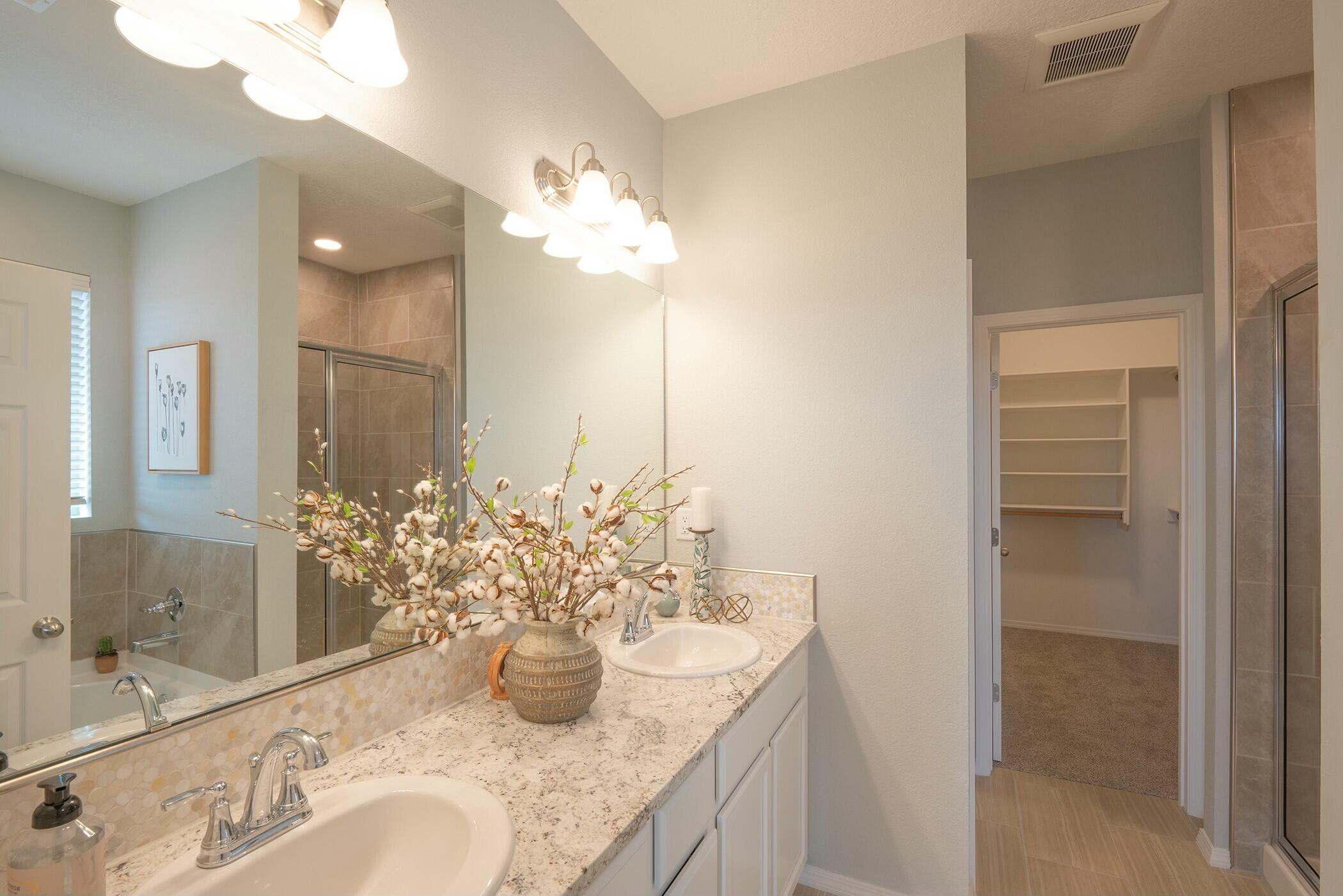 Photo 7 — 6396 Gannett Drive NE