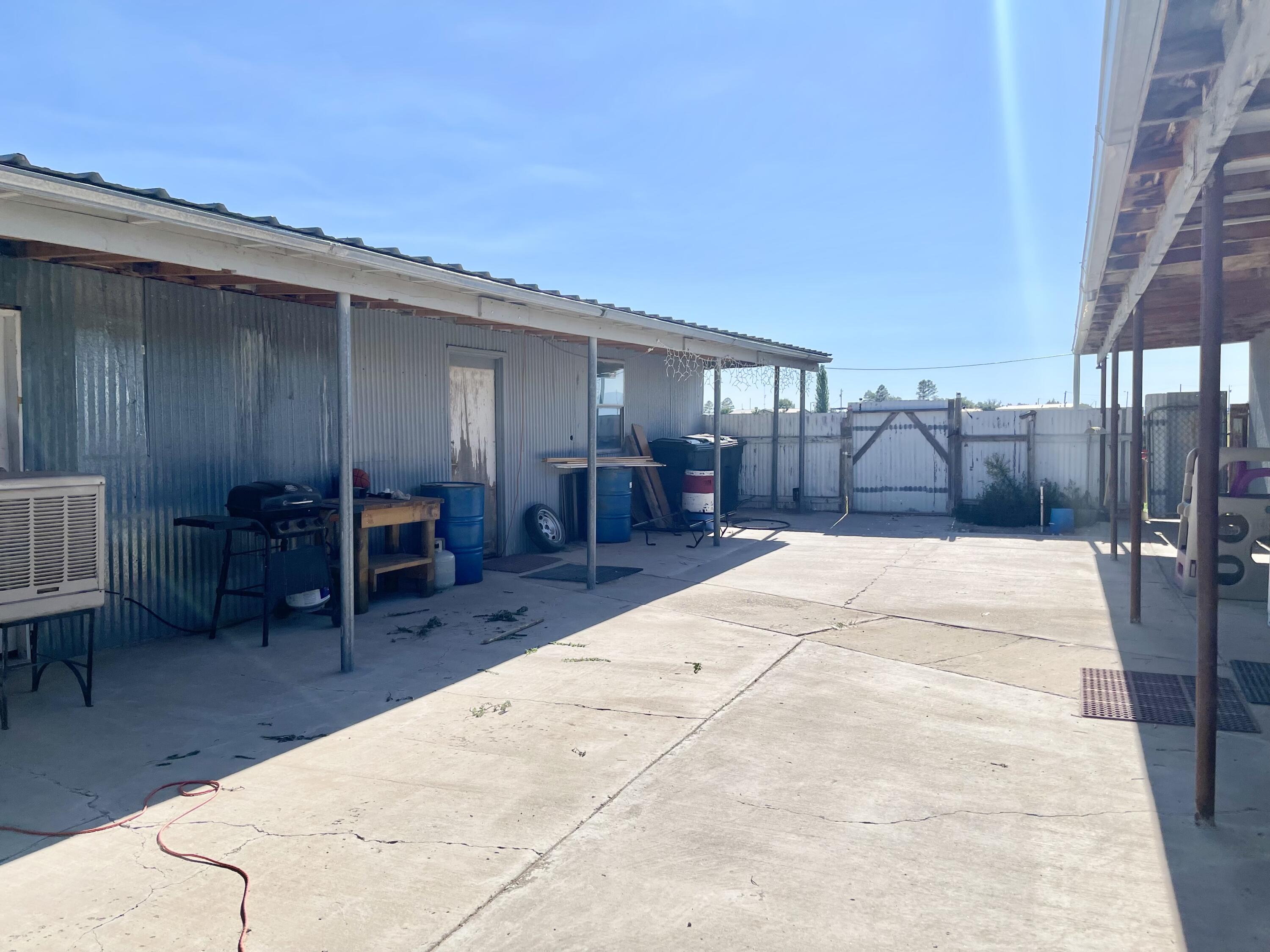 Photo 20 — 61 SORREL Avenue